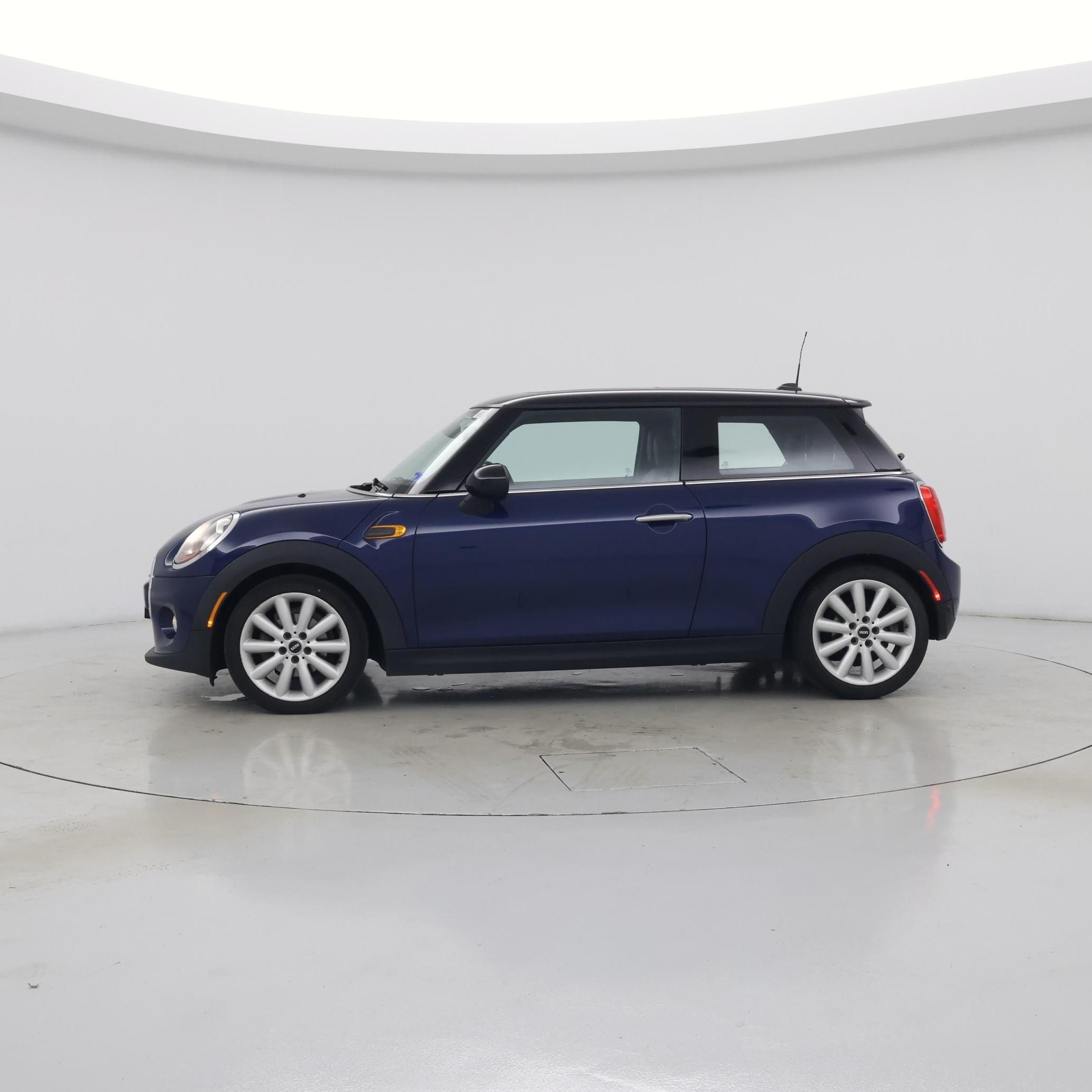 Thumbnail: 2018 MINI Cooper Hardtop - 3
