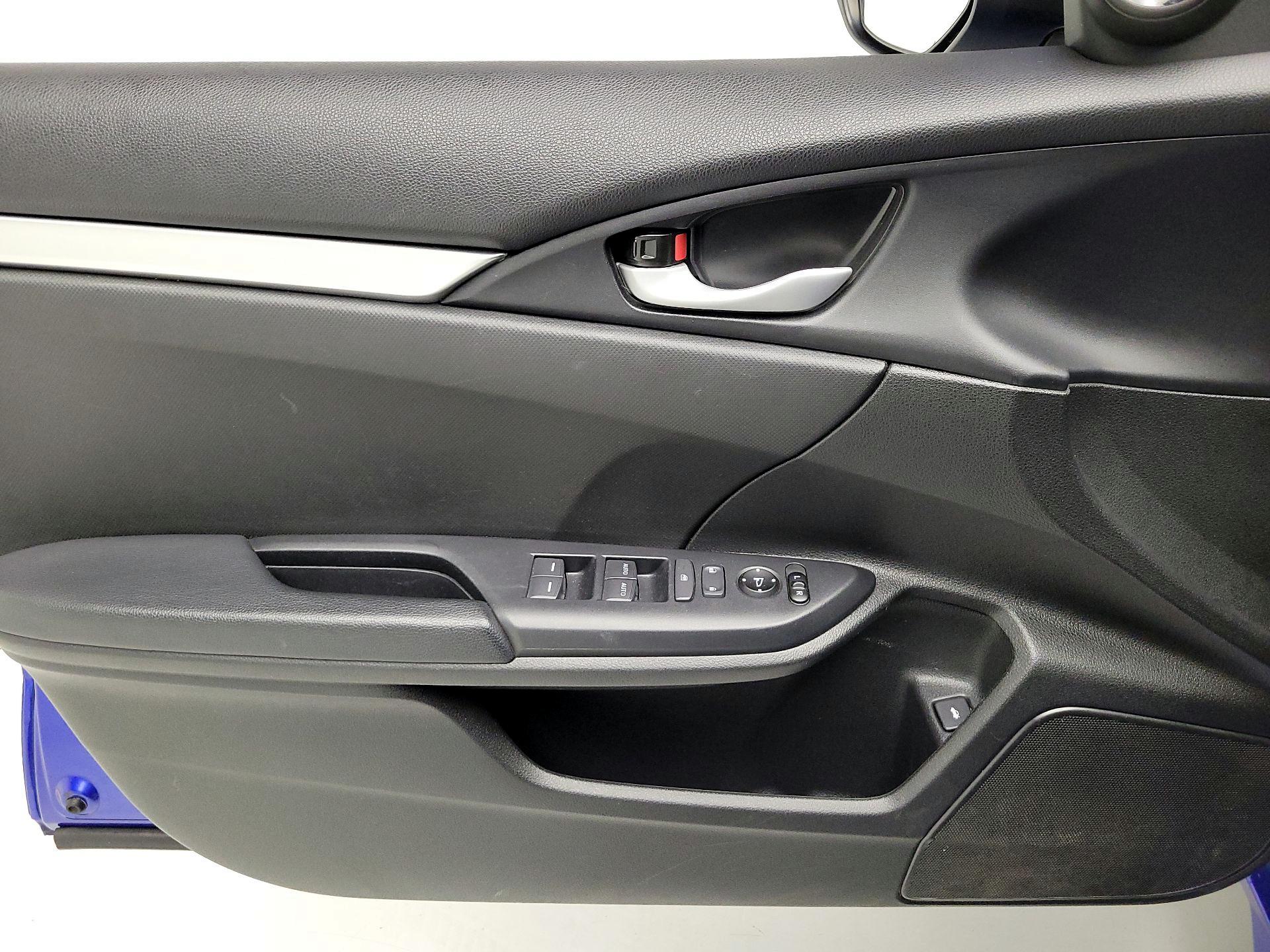 Thumbnail: 2020 Honda Civic - 12
