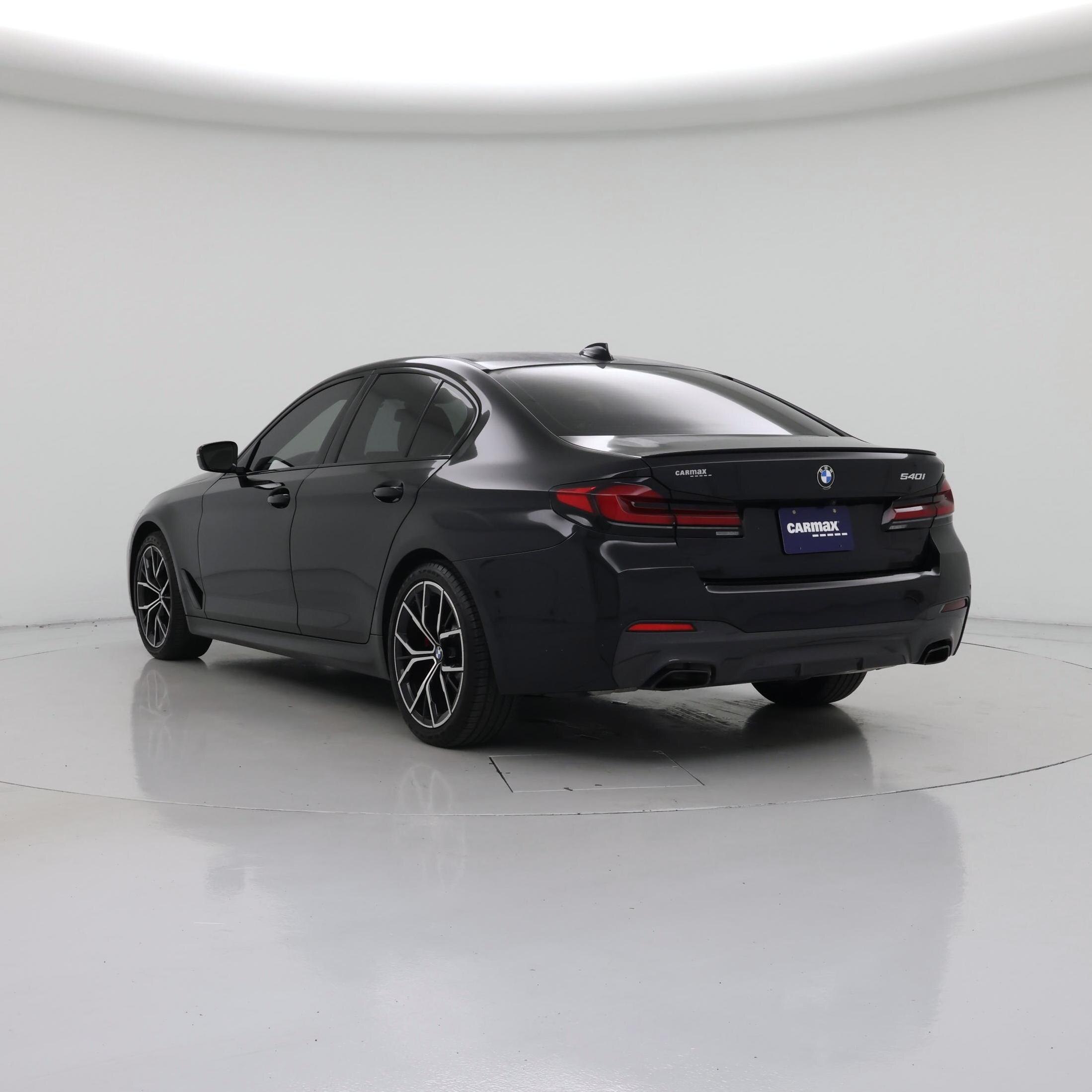 Thumbnail: 2023 BMW 5 Series - 2