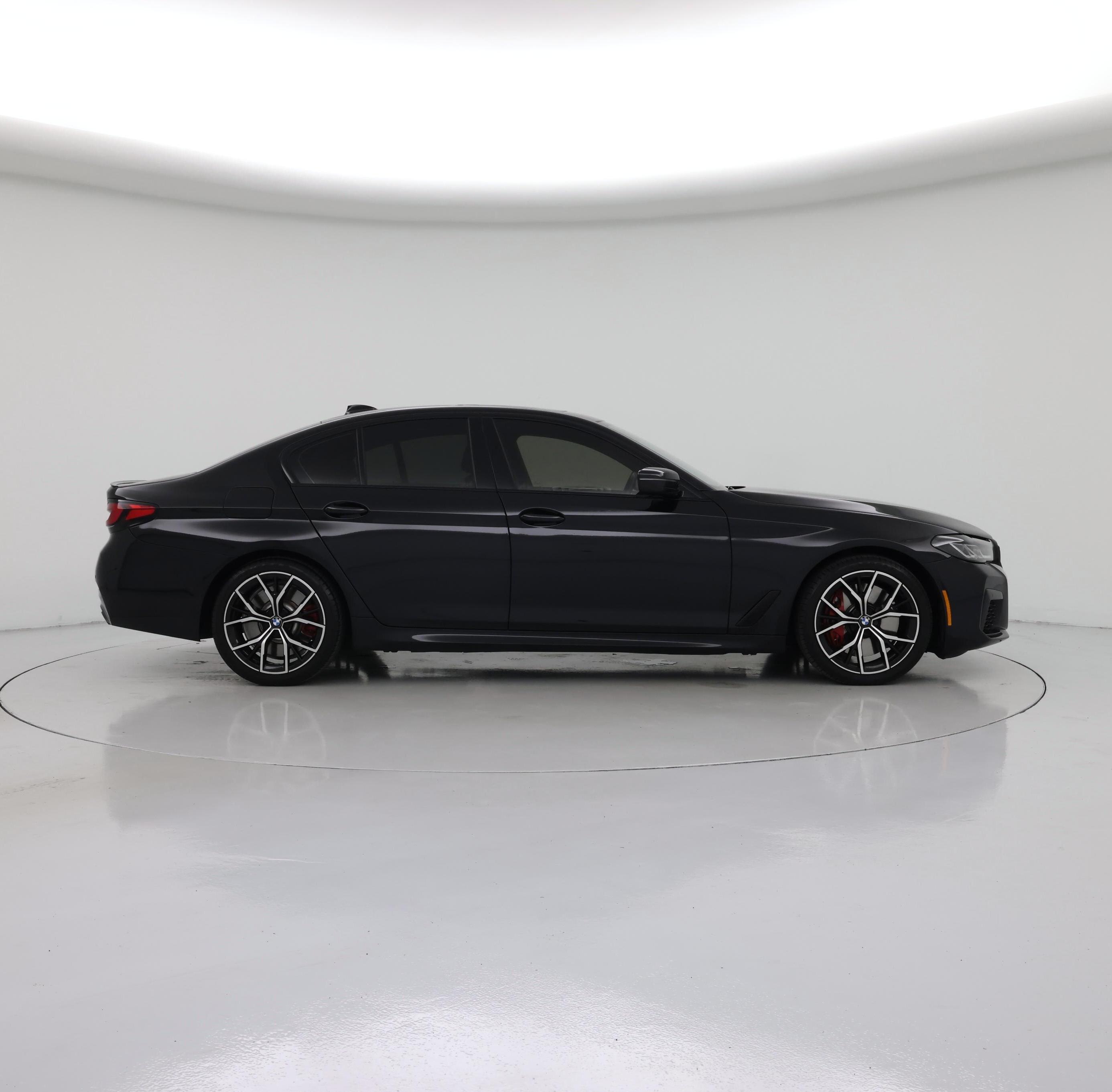 Thumbnail: 2023 BMW 5 Series - 7