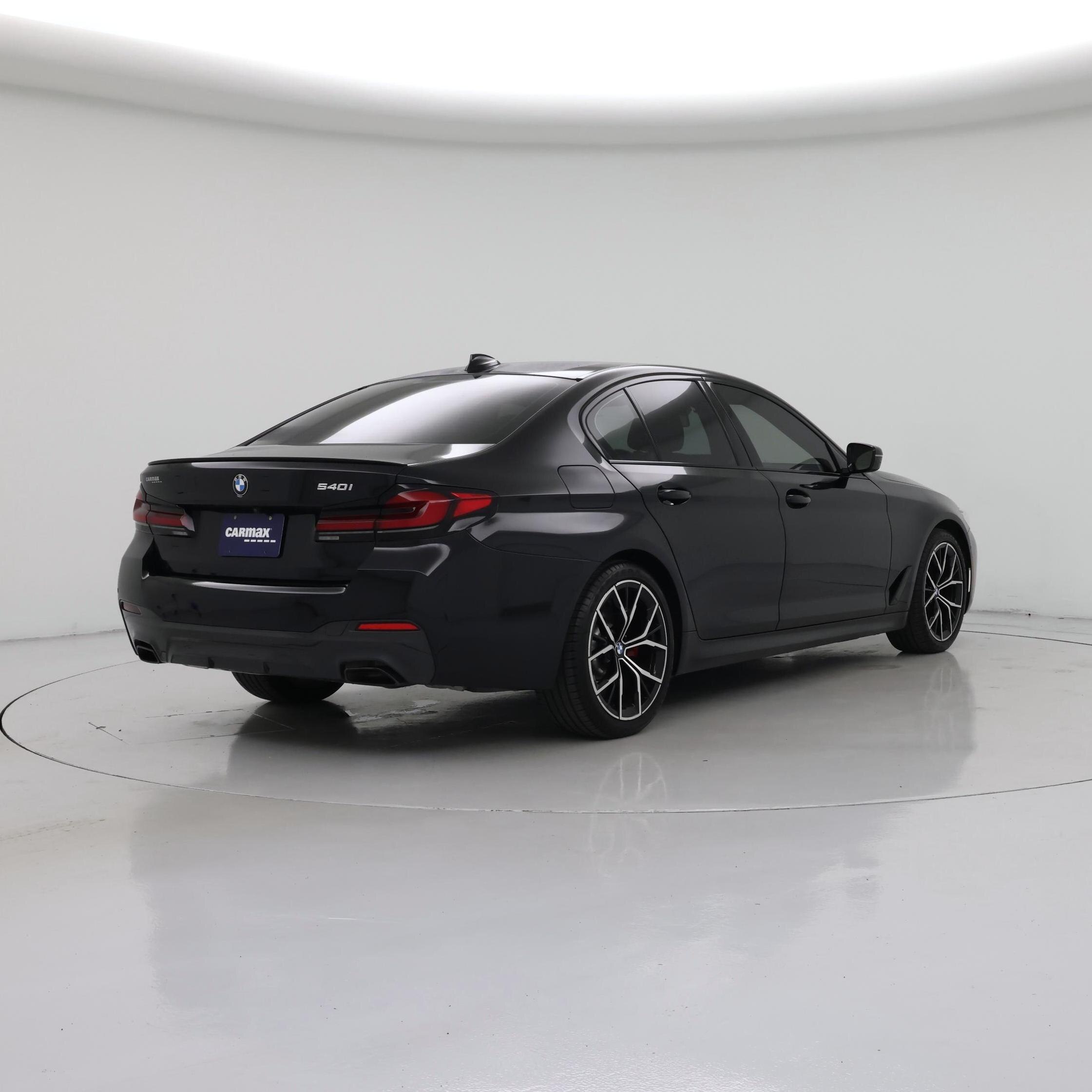 Thumbnail: 2023 BMW 5 Series - 8