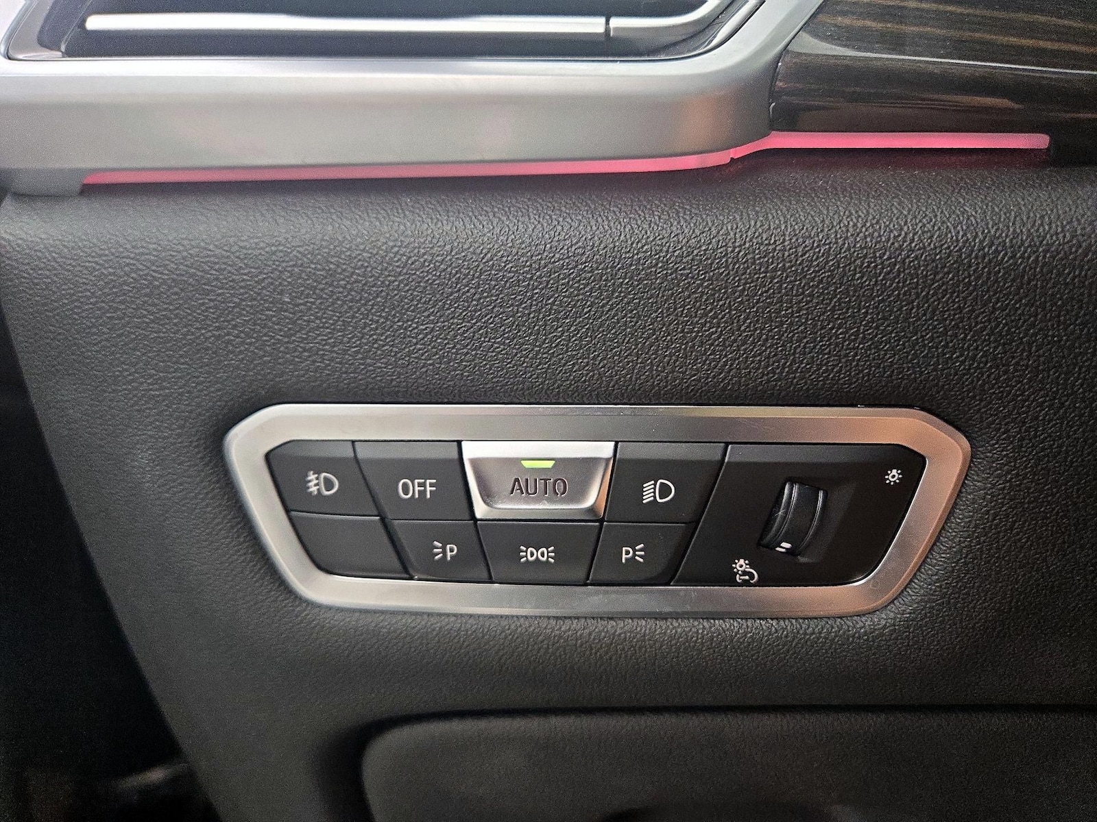 2020 BMW X5 40i - Photo 14