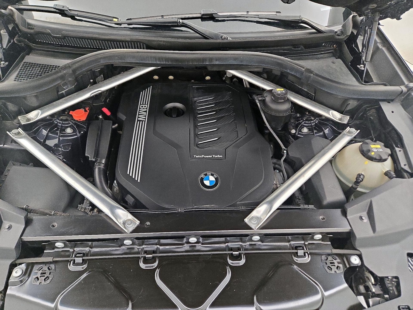 2020 BMW X5 40i - Photo 24