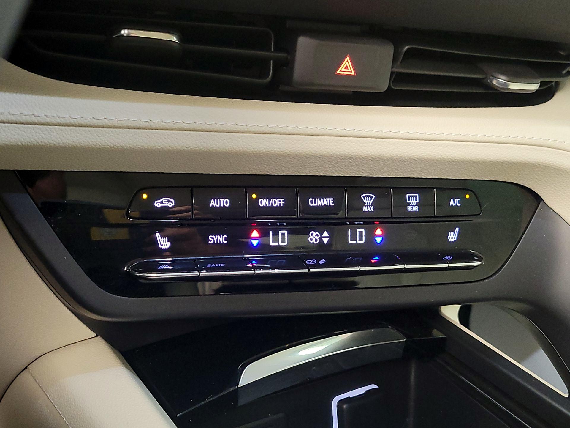 Thumbnail: 2022 Buick Envision - 17