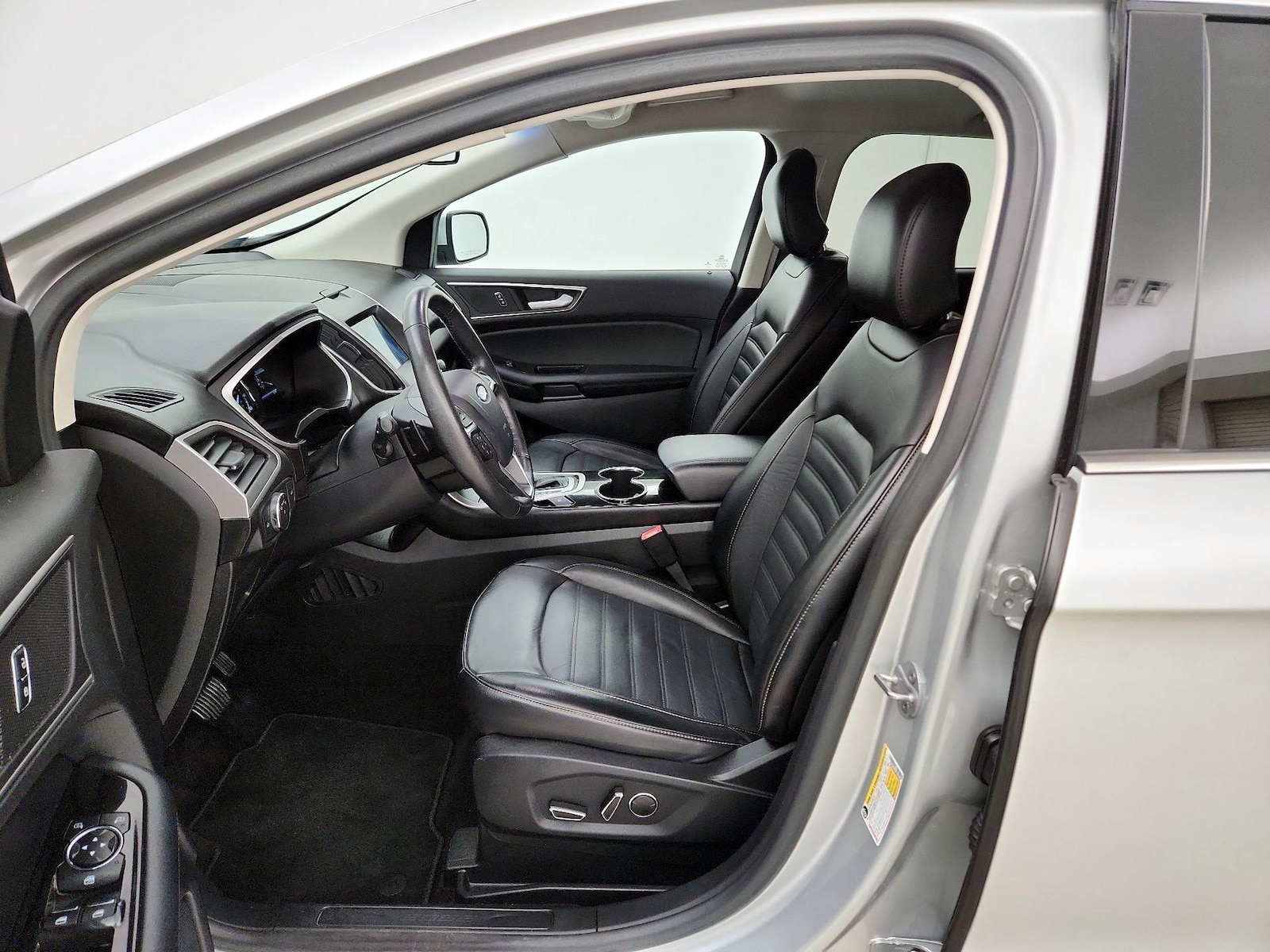 2016 Ford Edge SEL - Photo 12