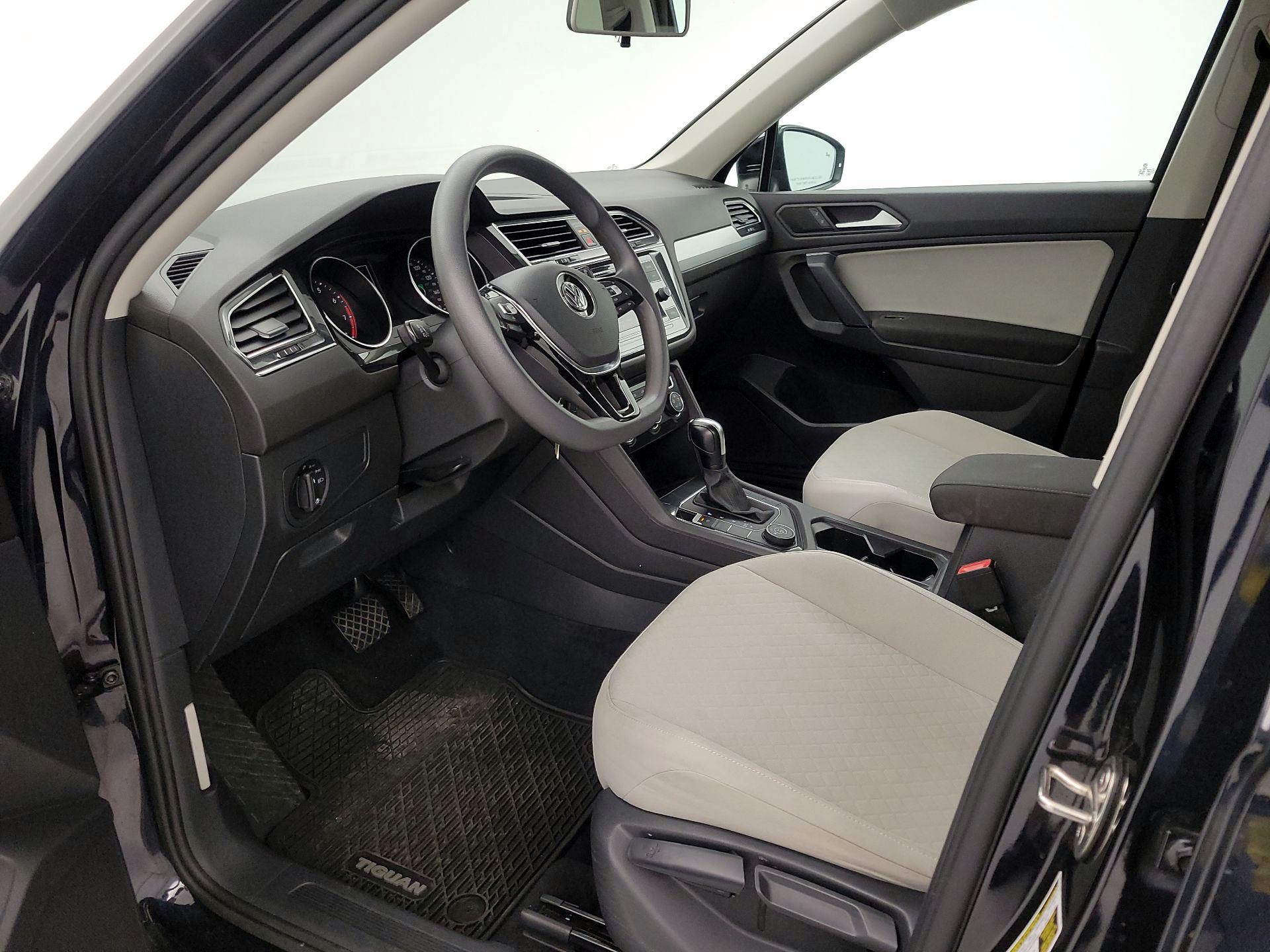 Thumbnail: 2019 Volkswagen Tiguan - 11
