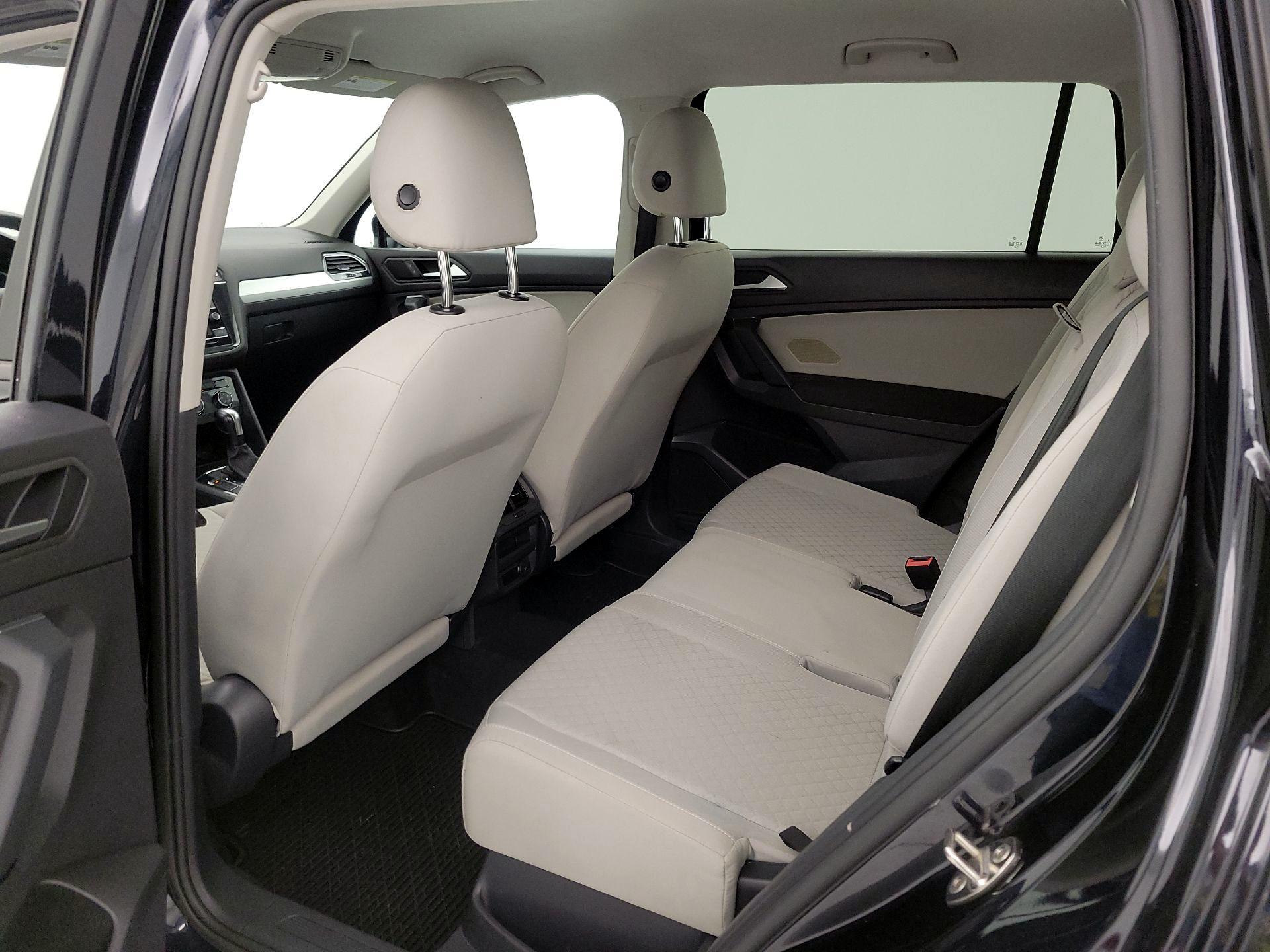 Thumbnail: 2019 Volkswagen Tiguan - 19