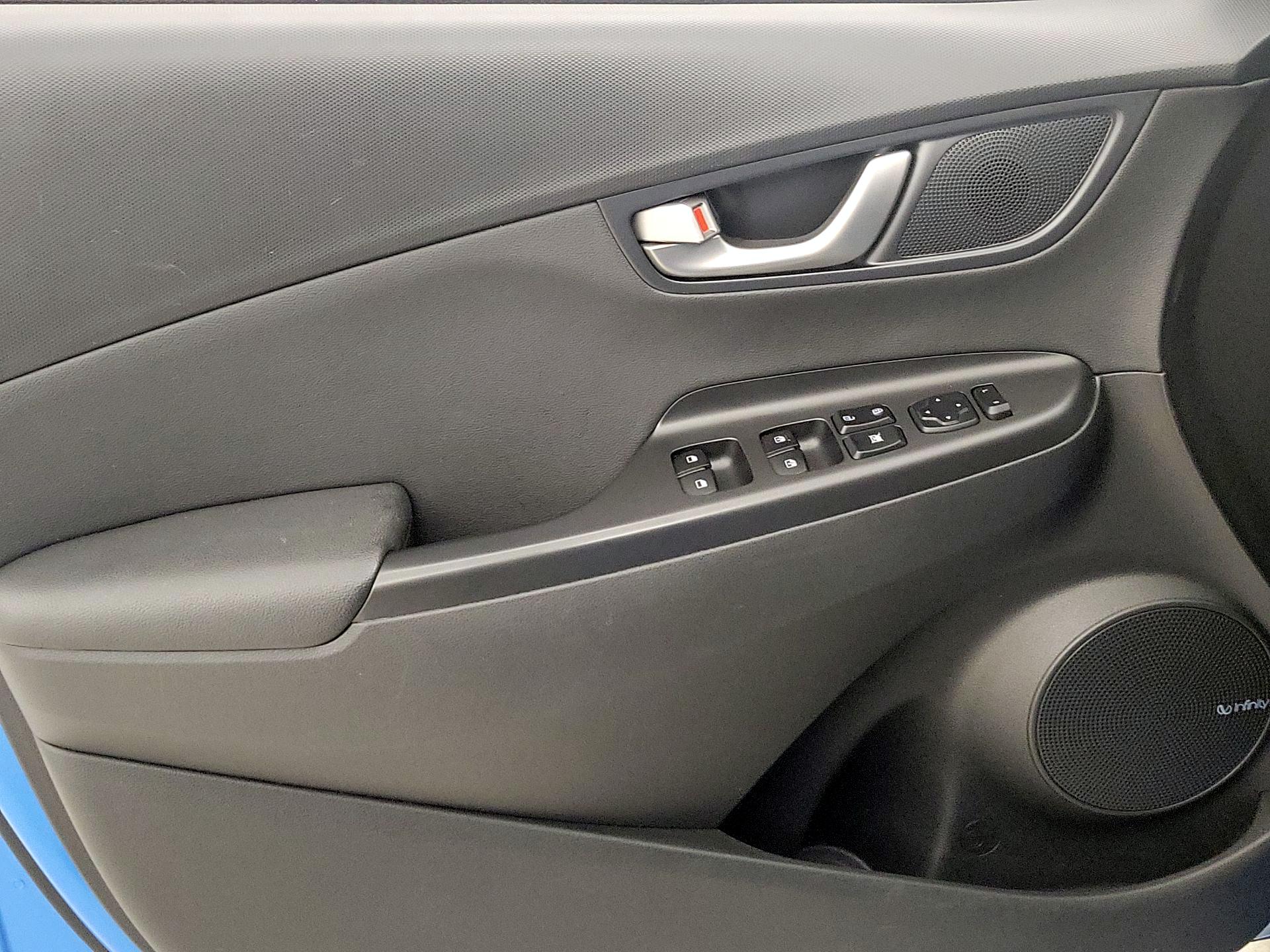 Thumbnail: 2020 Hyundai Kona - 12