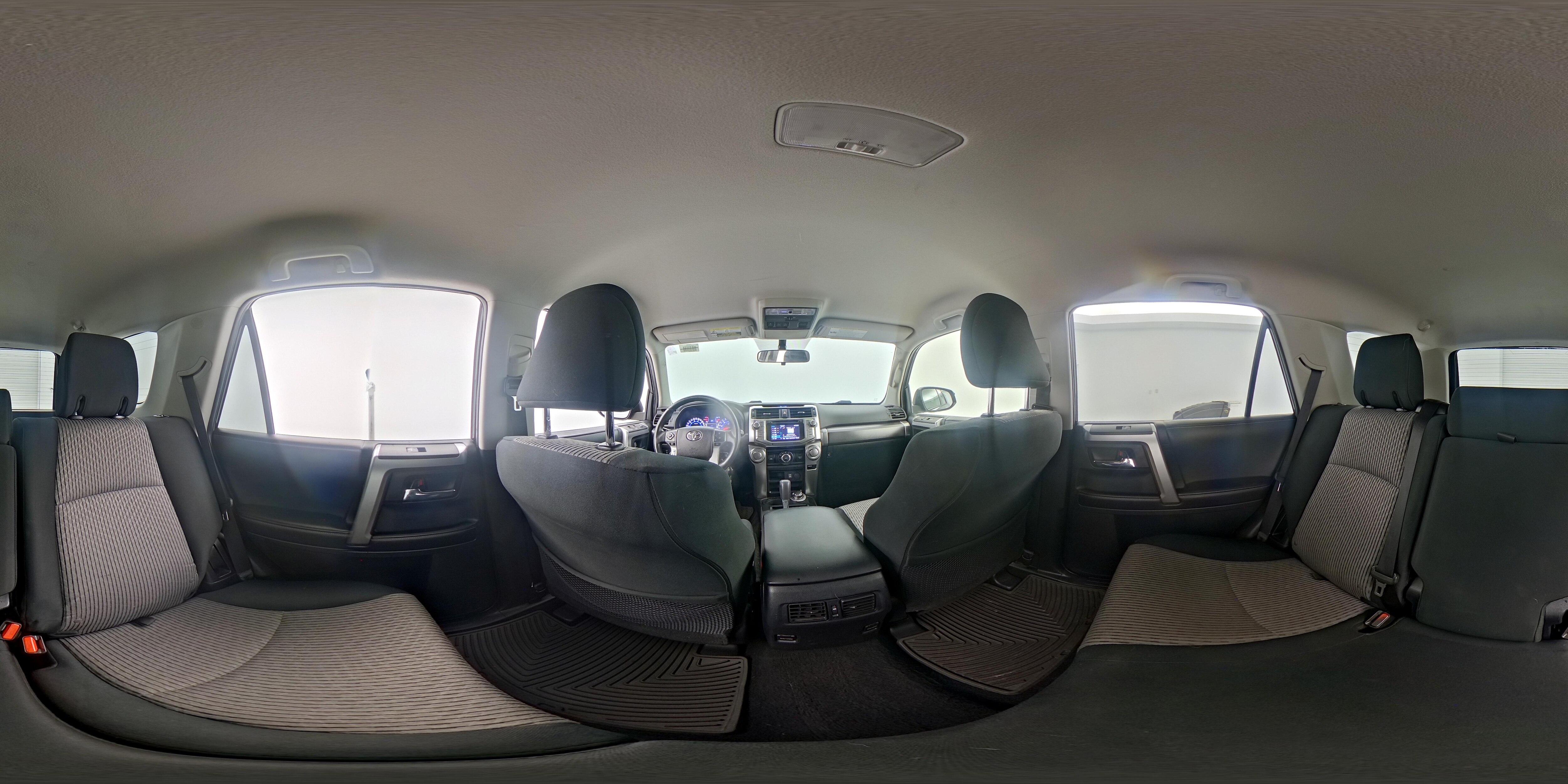 2017 Toyota 4Runner SR5 - Photo 25