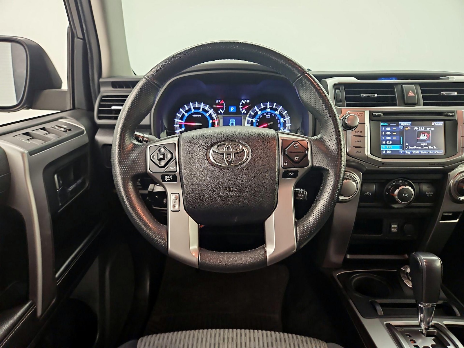 2017 Toyota 4Runner SR5 - Photo 11