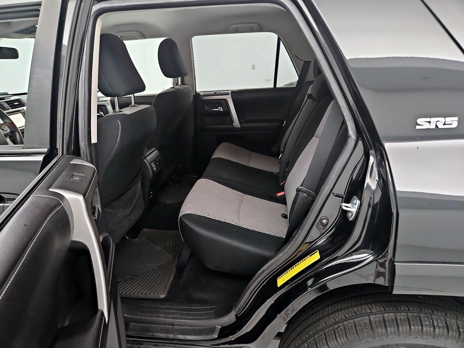 2017 Toyota 4Runner SR5 - Photo 20