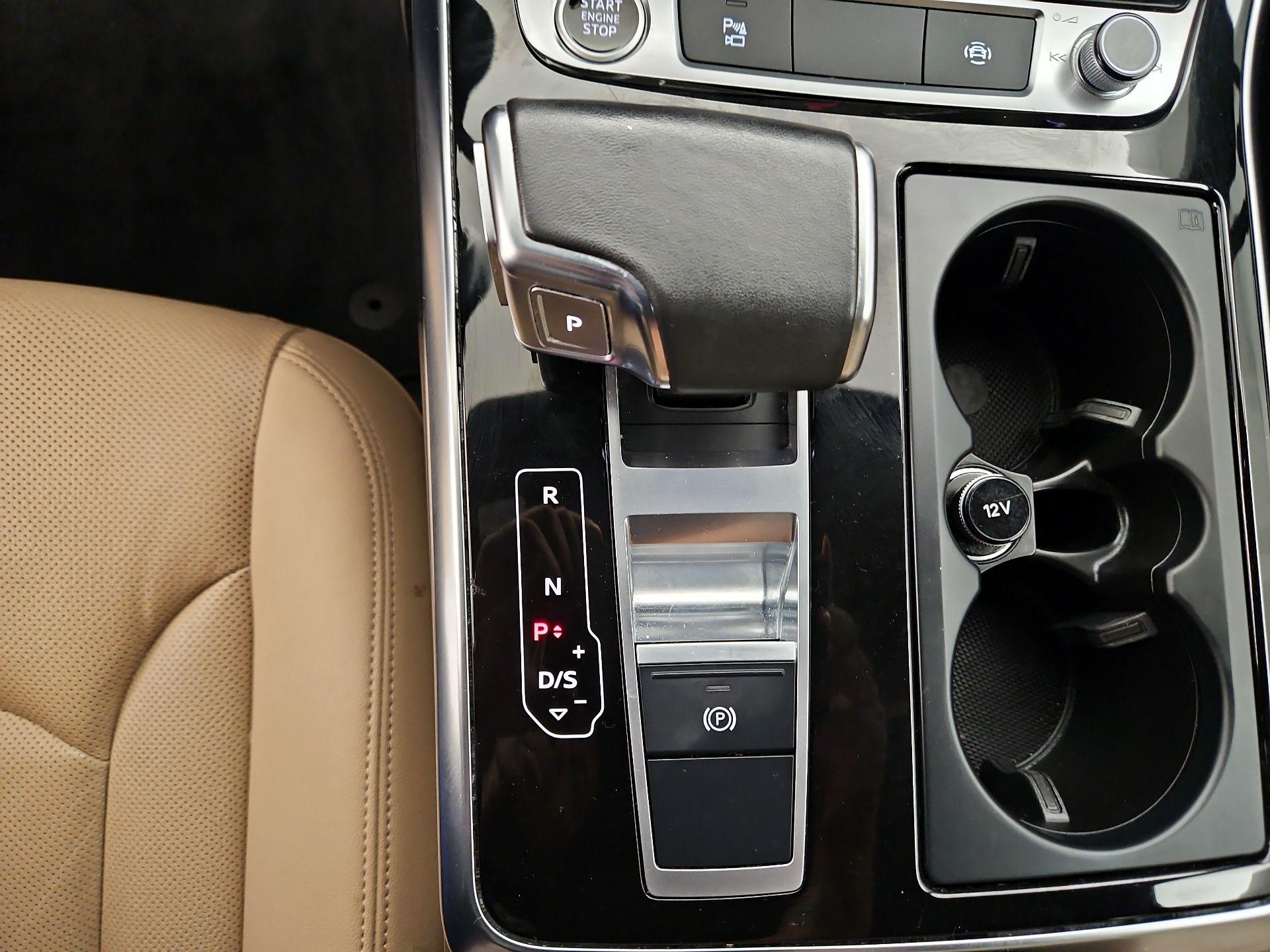 Thumbnail: 2022 Audi Q7 - 18