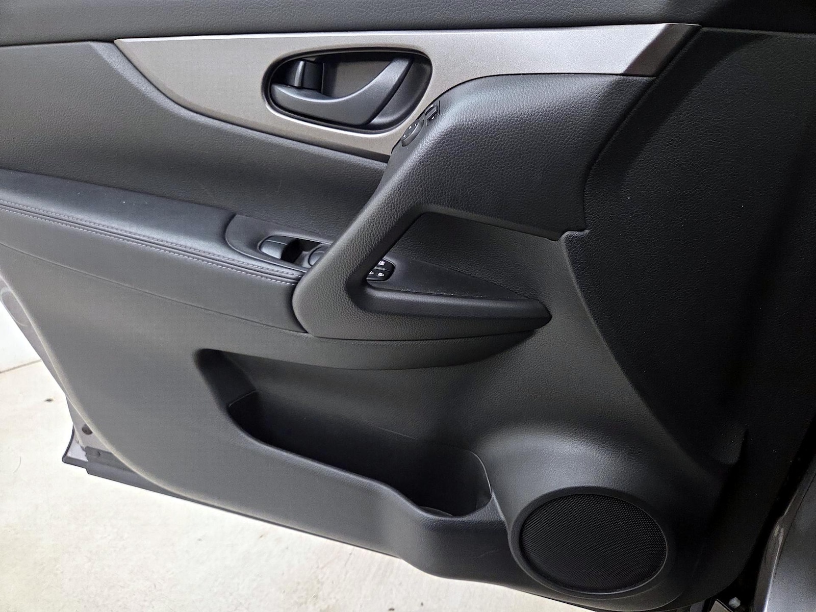 2020 Nissan Rogue Sport S - Photo 13