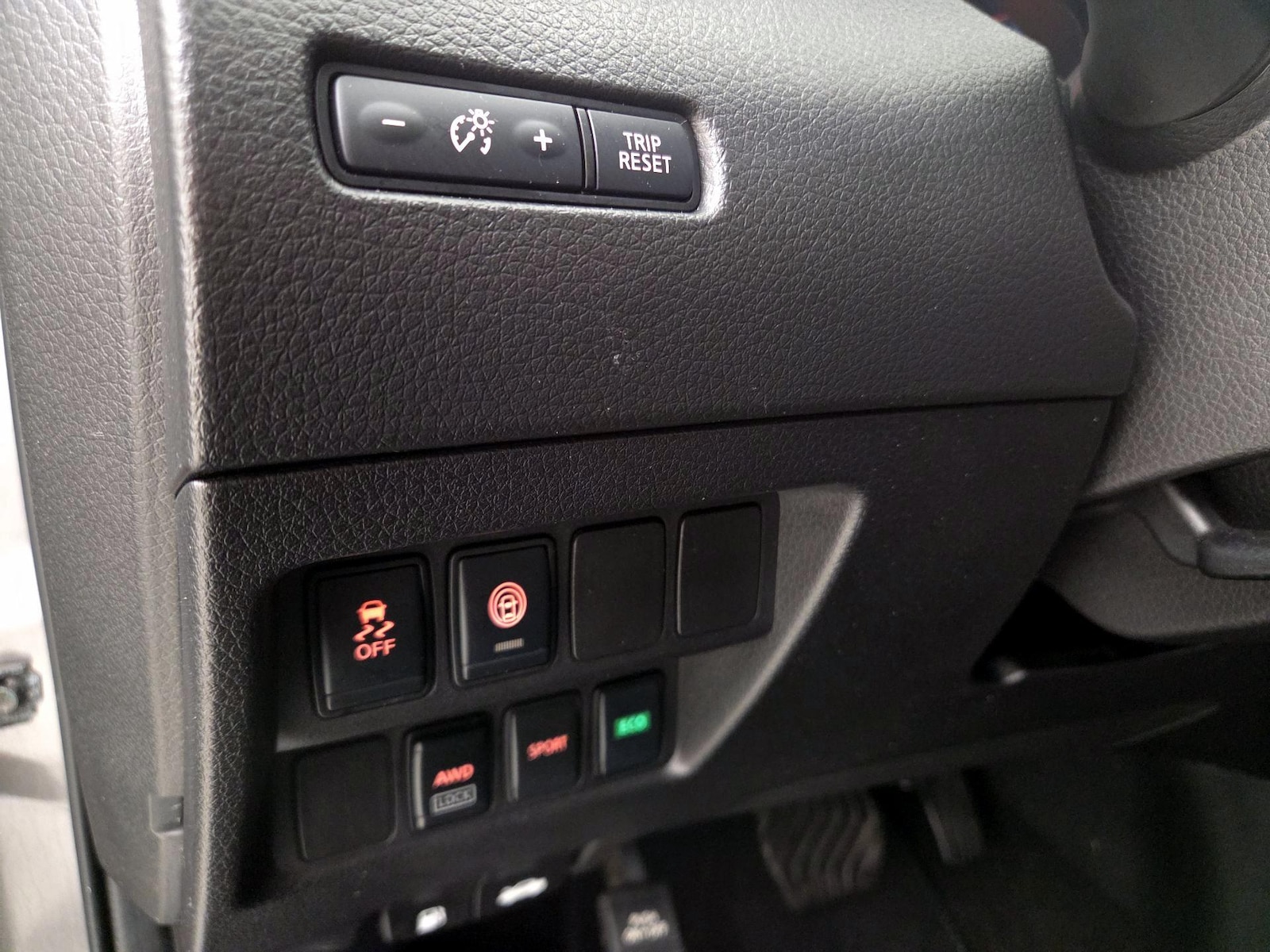 2020 Nissan Rogue Sport S - Photo 14