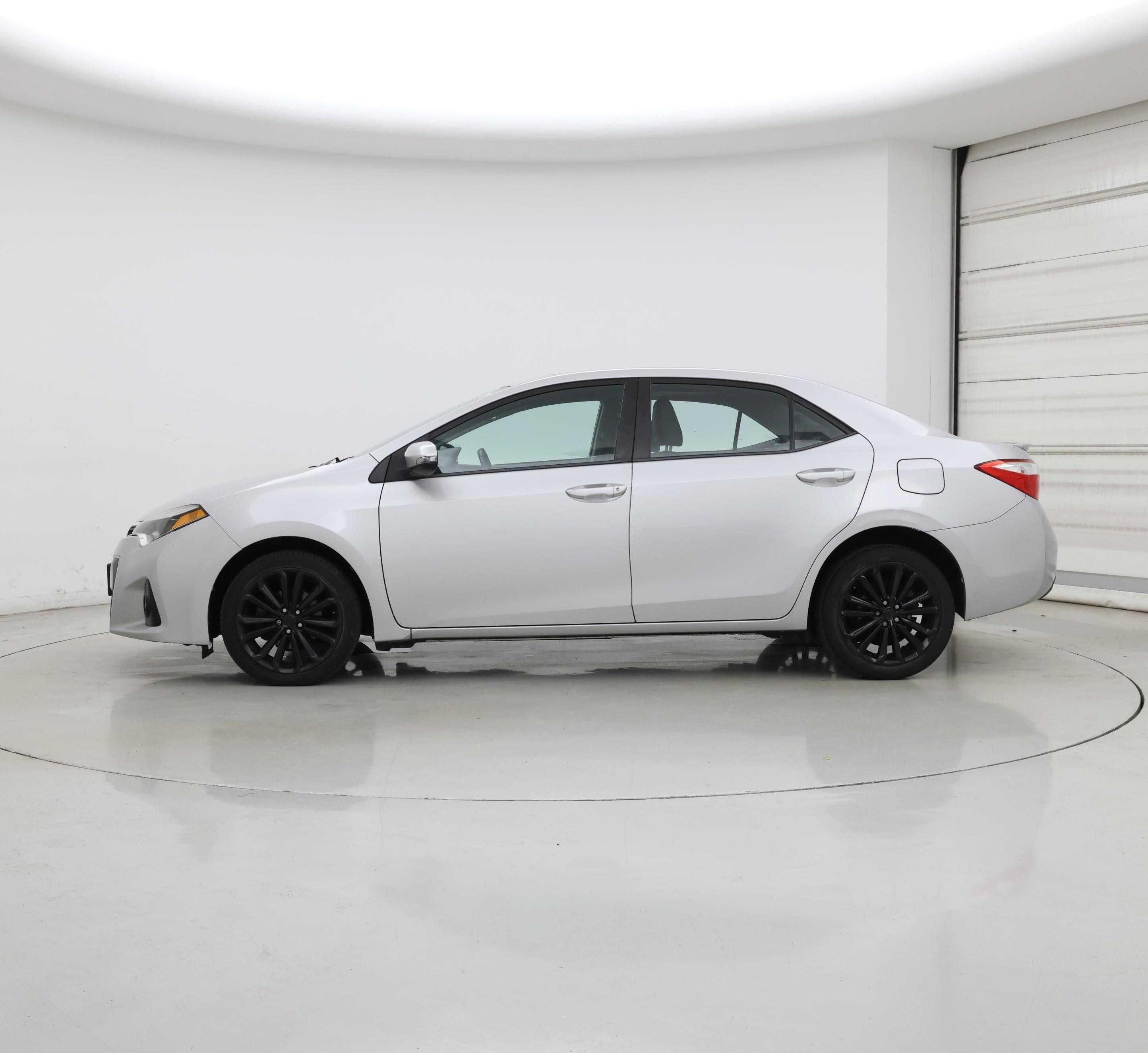 Thumbnail: 2014 Toyota Corolla - 3