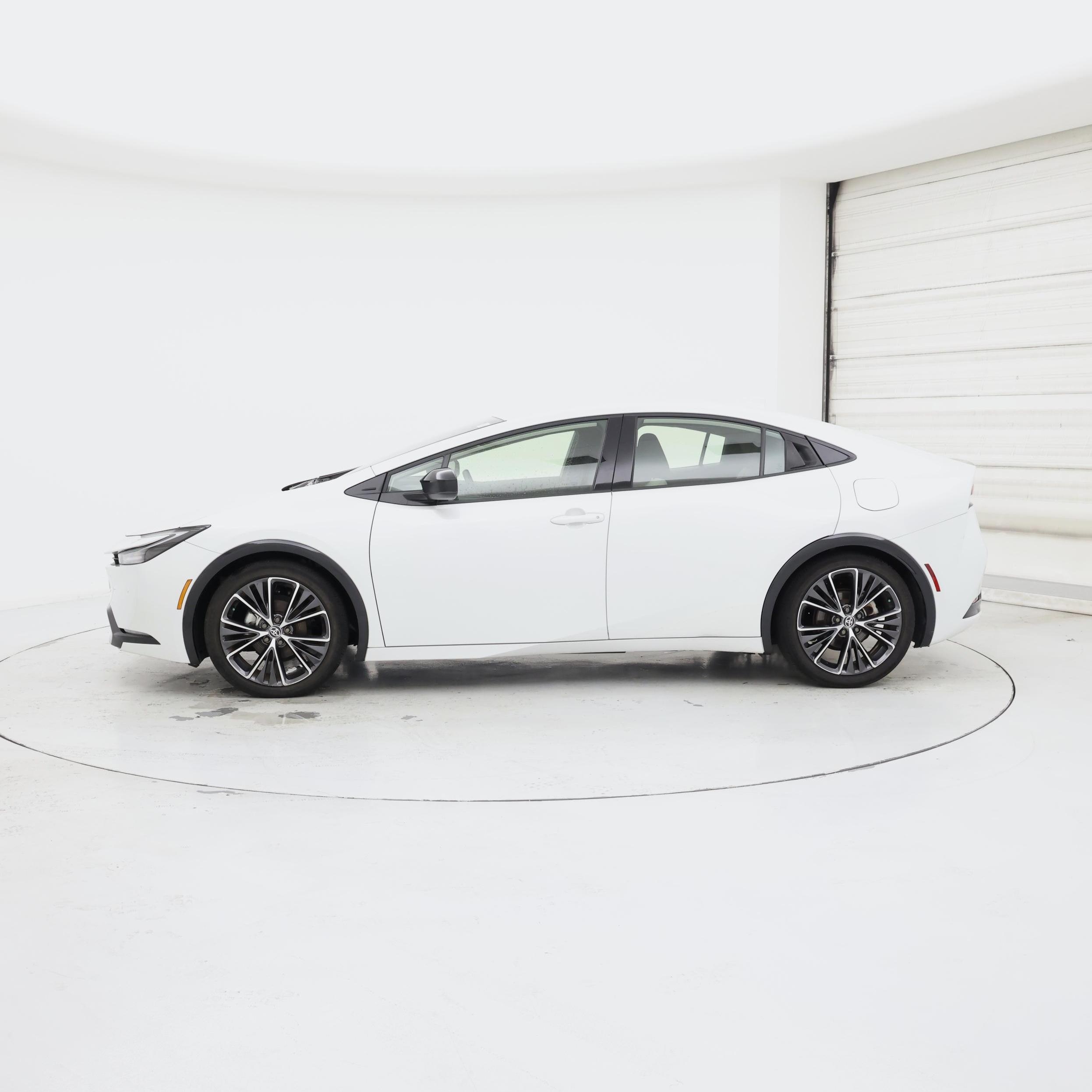 Thumbnail: 2023 Toyota Prius - 3