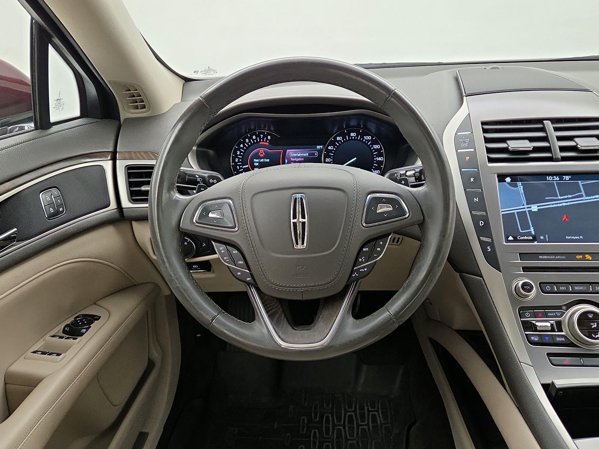 Thumbnail: 2018 Lincoln MKZ - 10