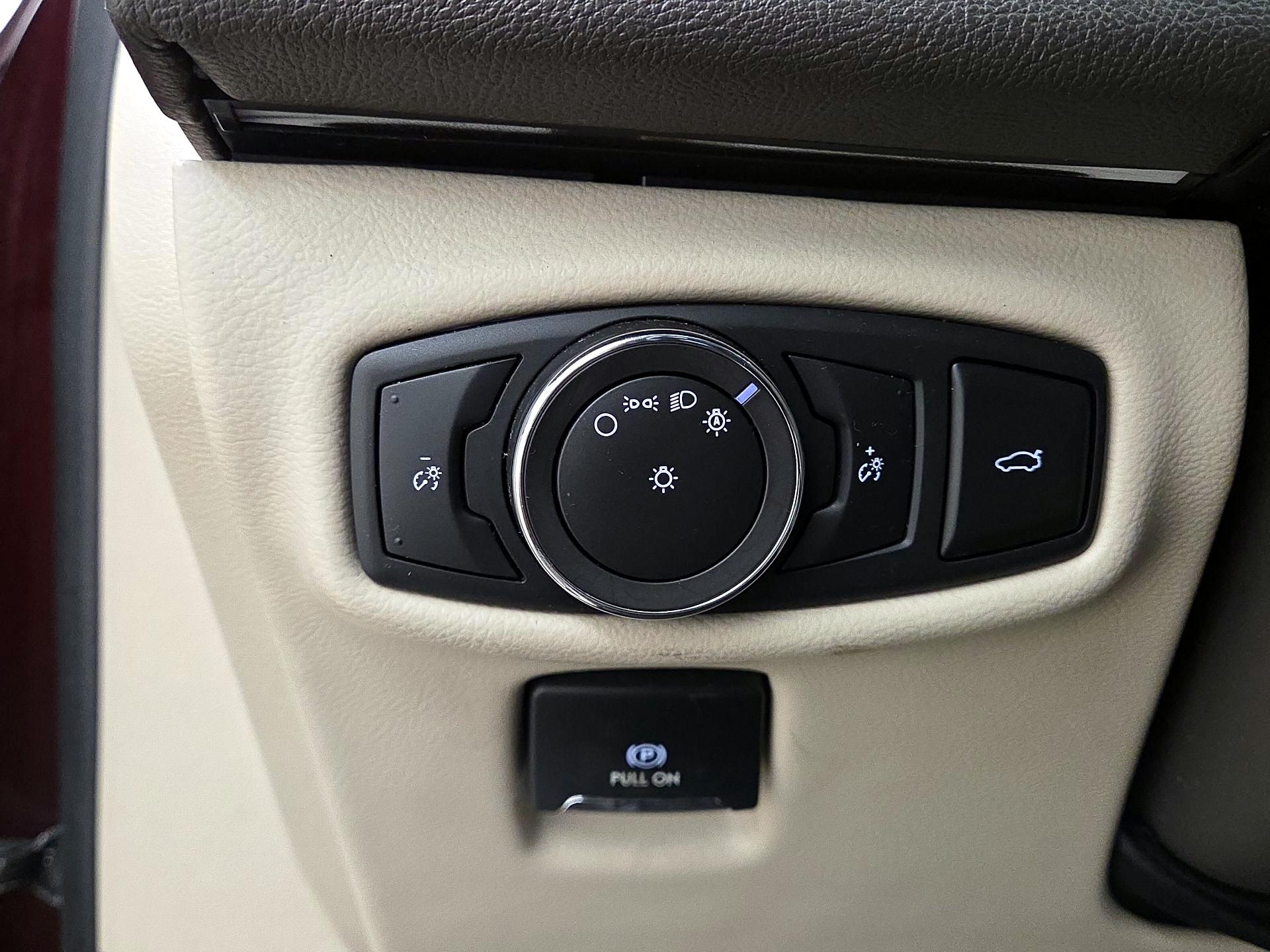 Thumbnail: 2018 Lincoln MKZ - 13