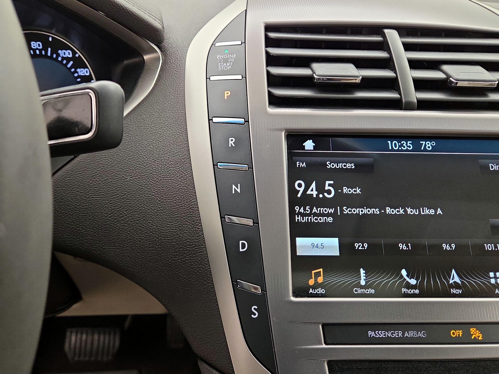 Thumbnail: 2018 Lincoln MKZ - 18