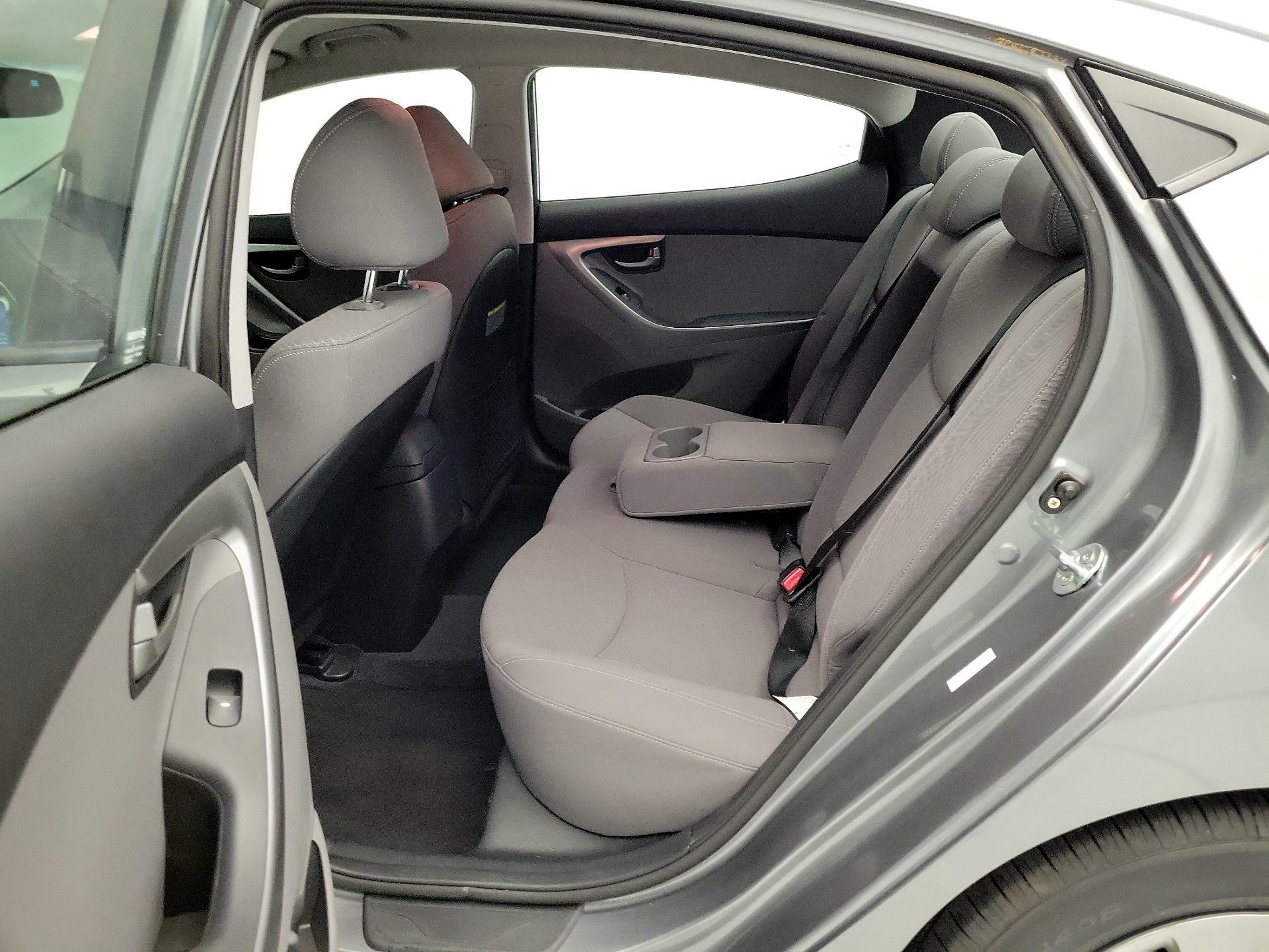 Thumbnail: 2016 Hyundai Elantra - 18
