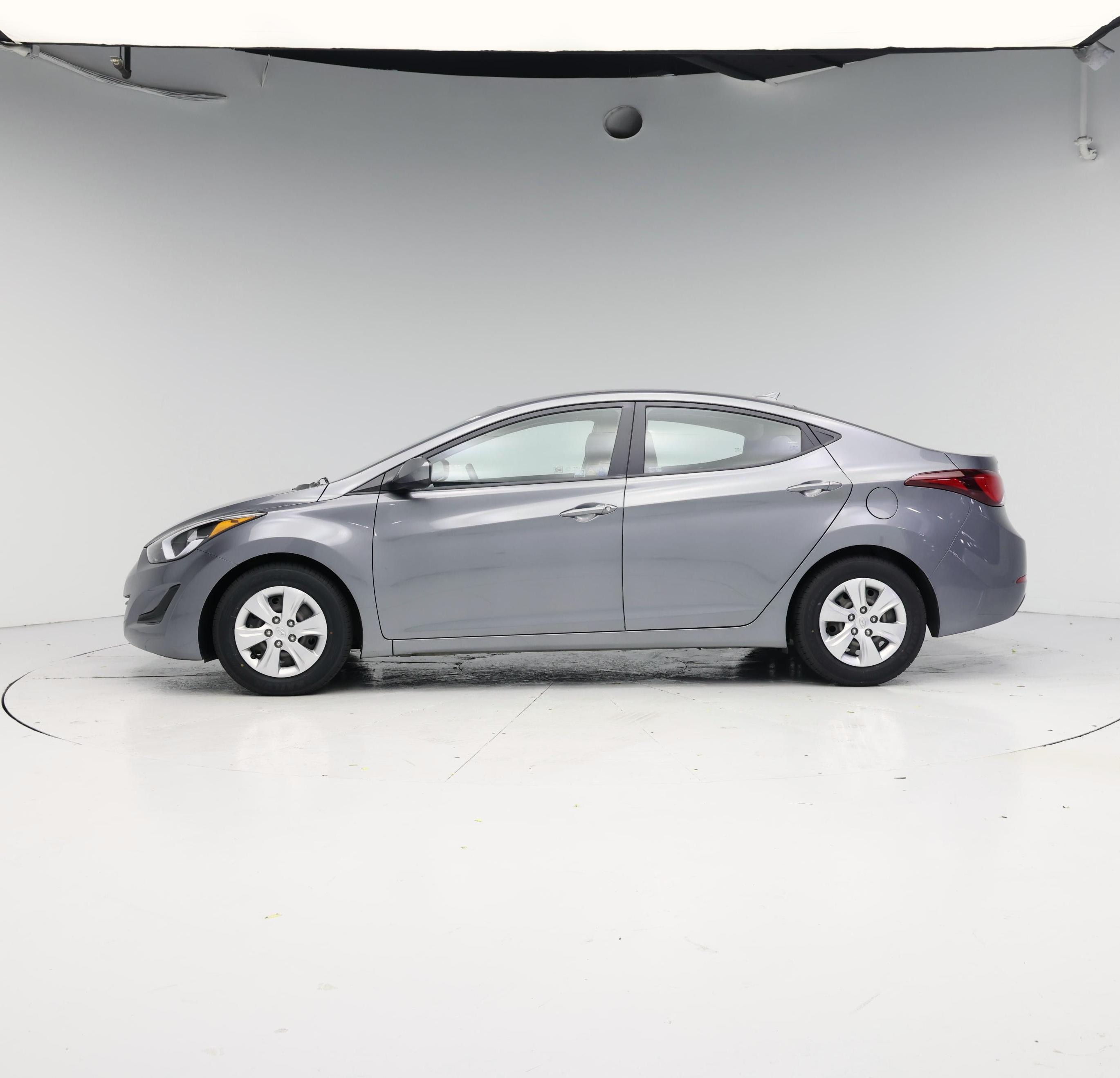 Thumbnail: 2016 Hyundai Elantra - 3