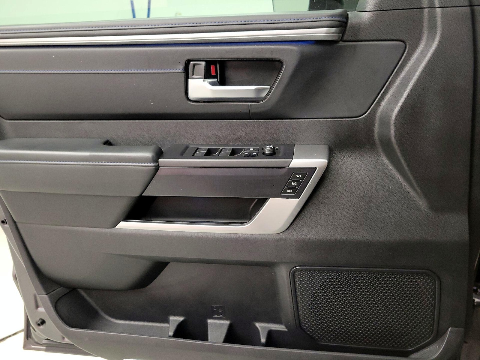 2022 Toyota Tundra Platinum - Photo 13