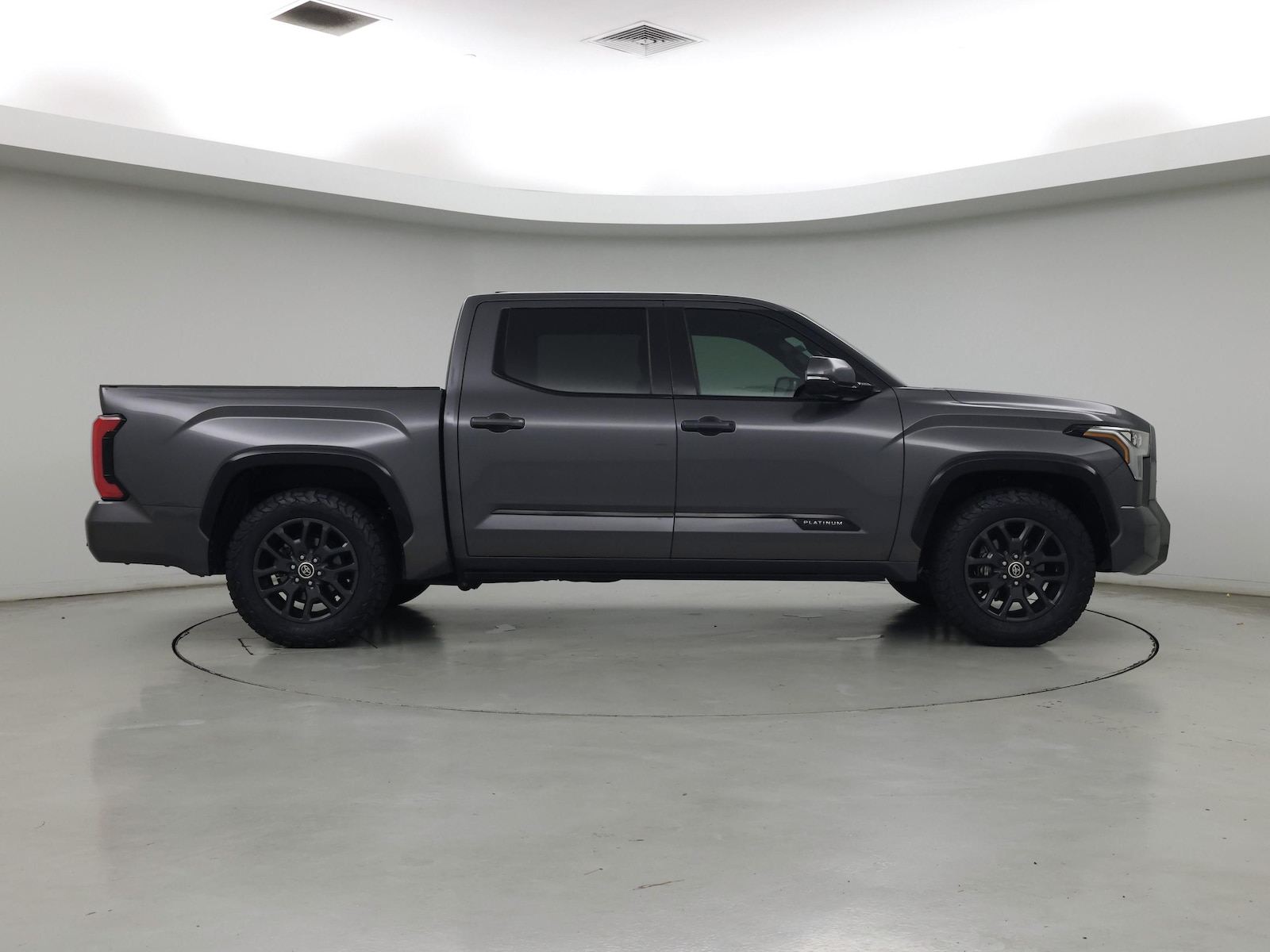 2022 Toyota Tundra Platinum - Photo 8
