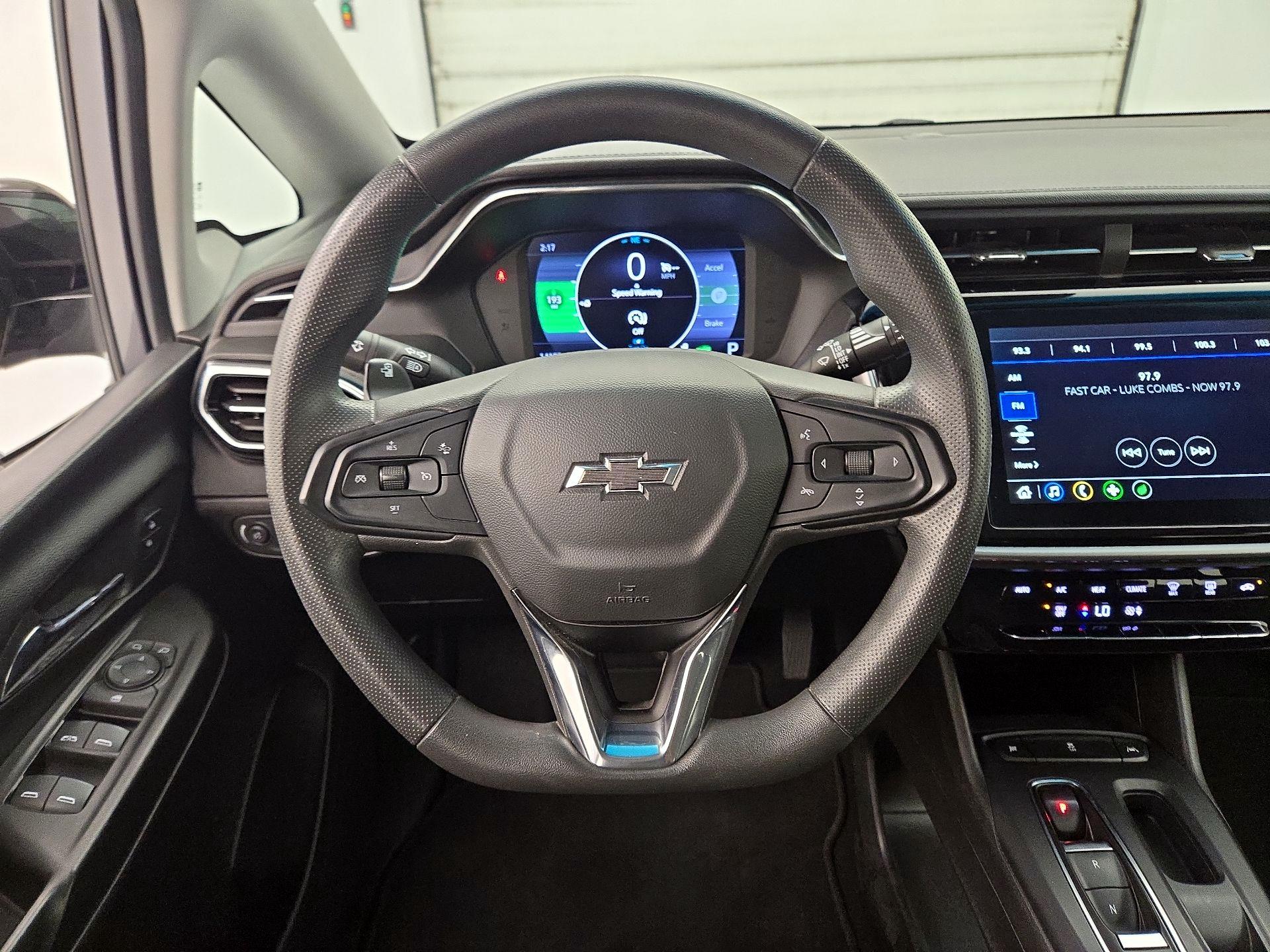 Thumbnail: 2023 Chevrolet Bolt EV - 10