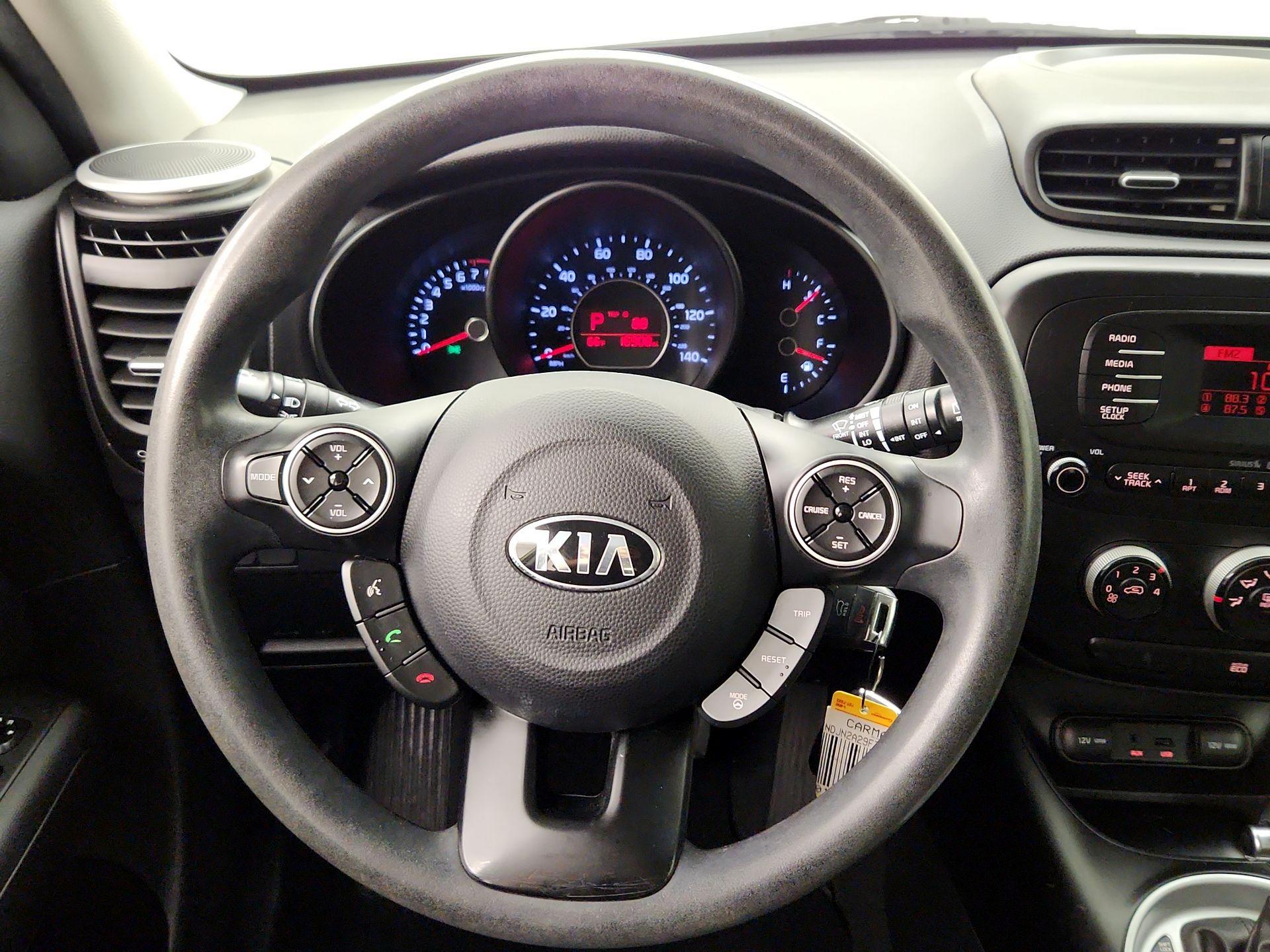 Thumbnail: 2015 Kia Soul - 10