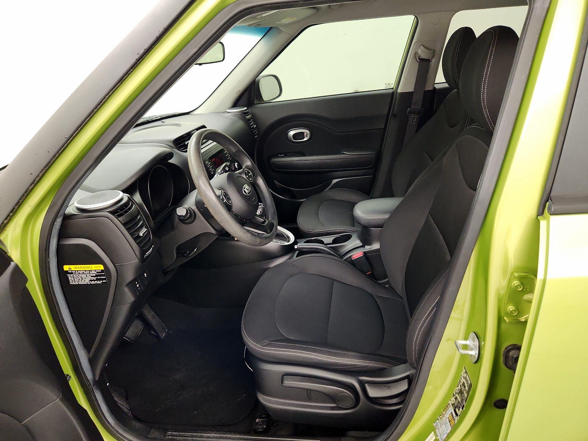 Thumbnail: 2015 Kia Soul - 11