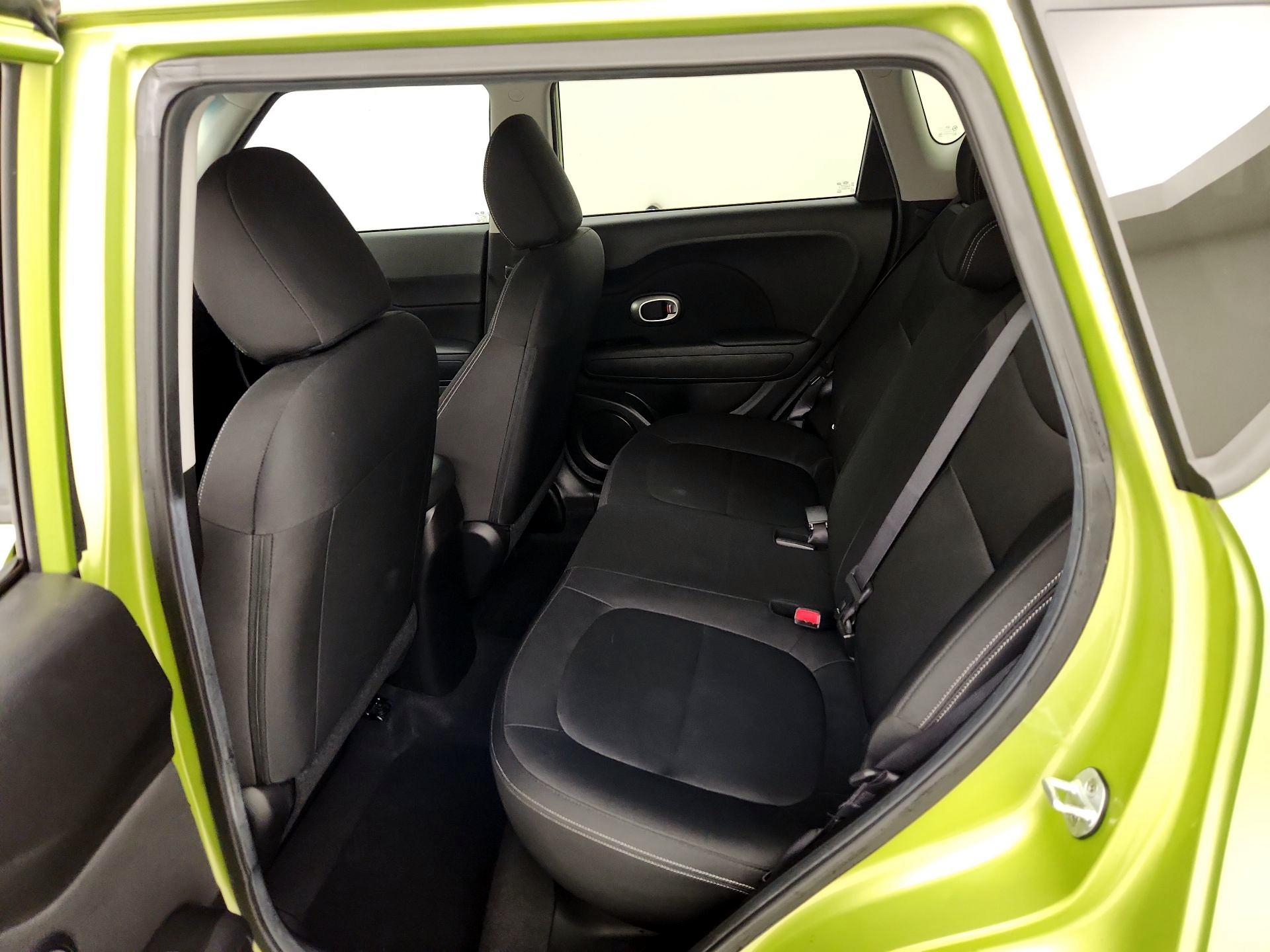 Thumbnail: 2015 Kia Soul - 18