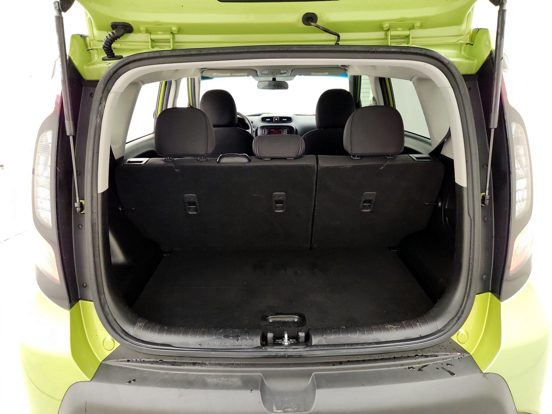 Thumbnail: 2015 Kia Soul - 19