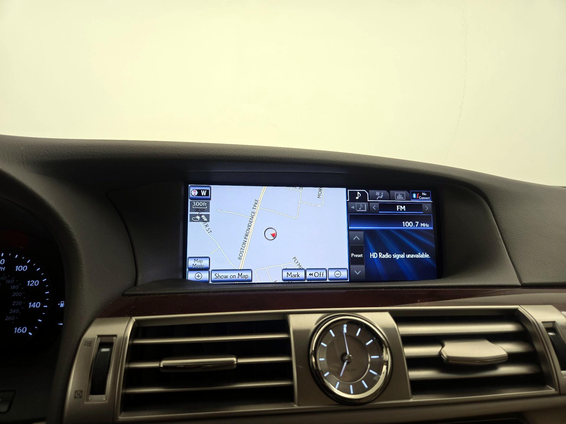 Thumbnail: 2014 Lexus LS - 14