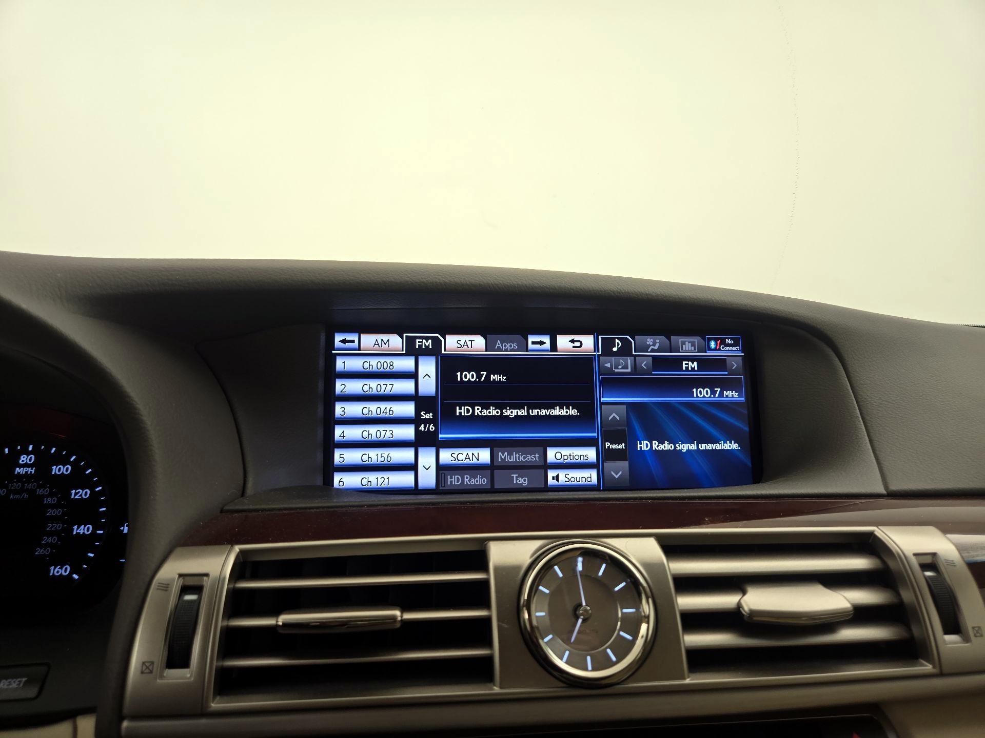 Thumbnail: 2014 Lexus LS - 16