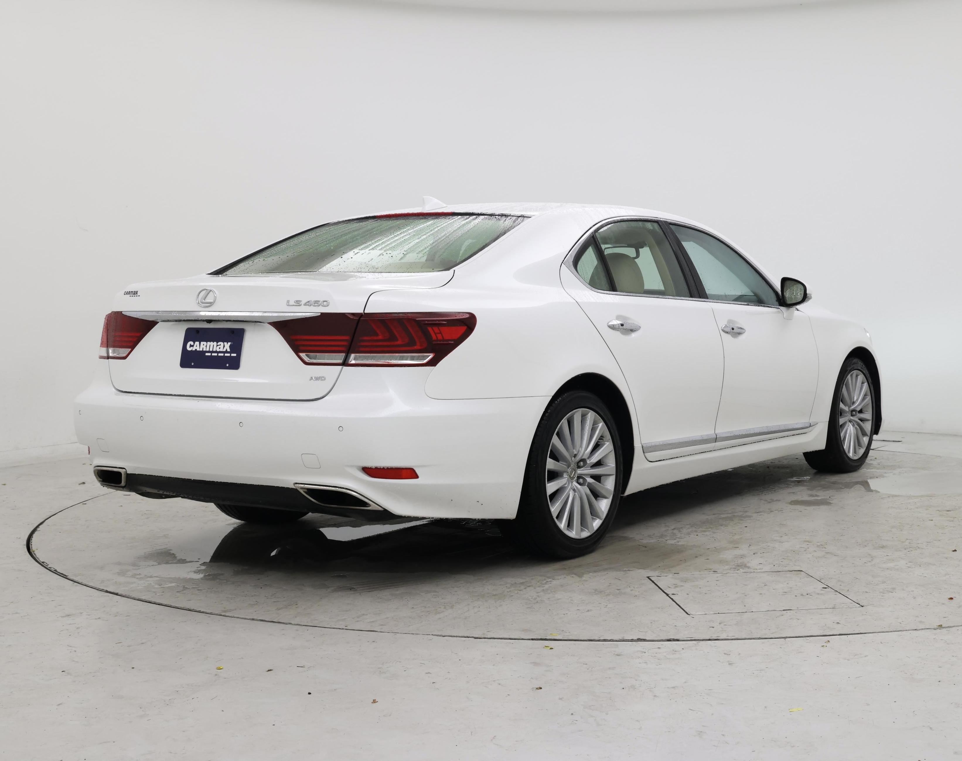 Thumbnail: 2014 Lexus LS - 8