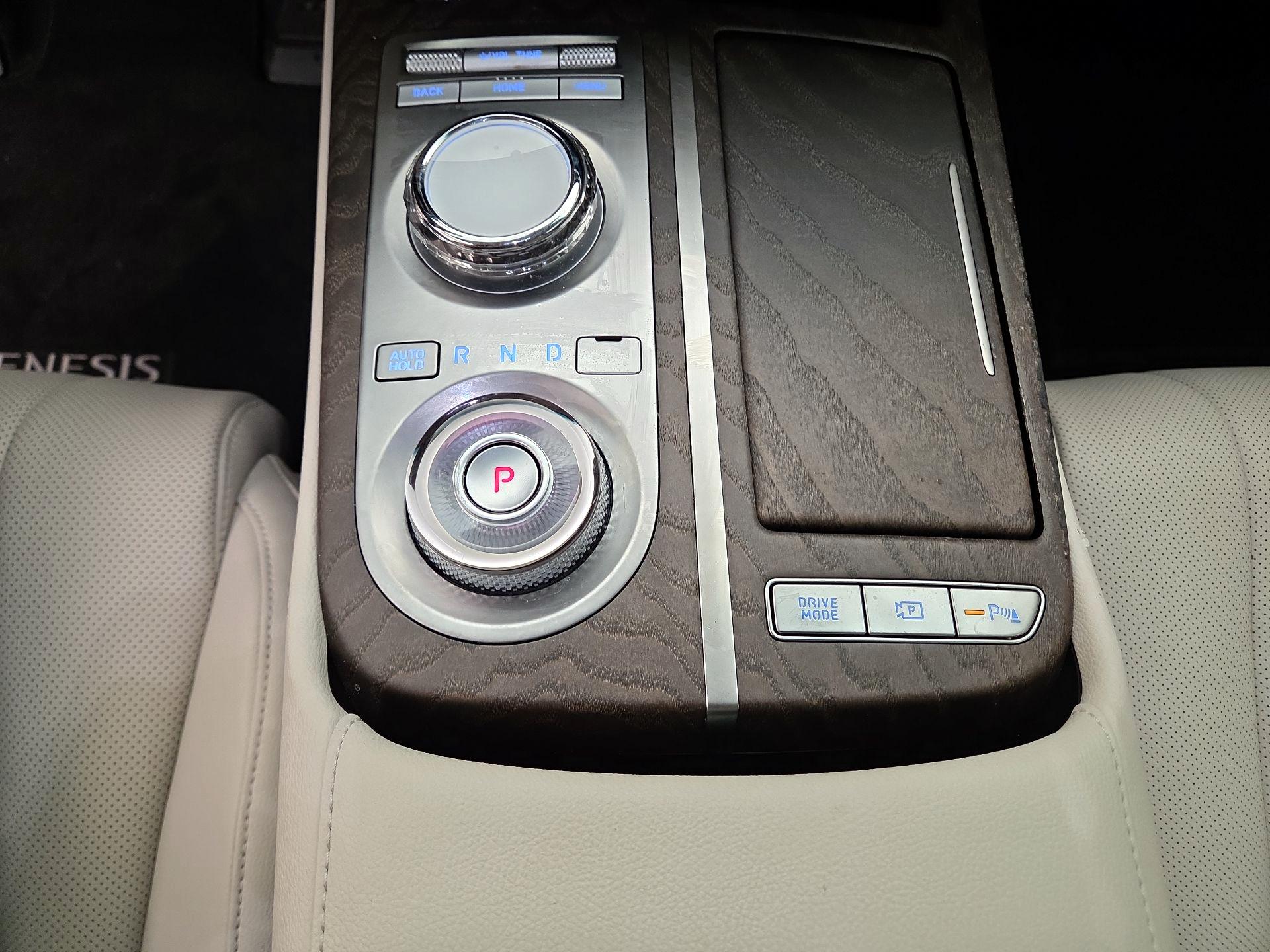Thumbnail: 2023 Genesis G80 - 18