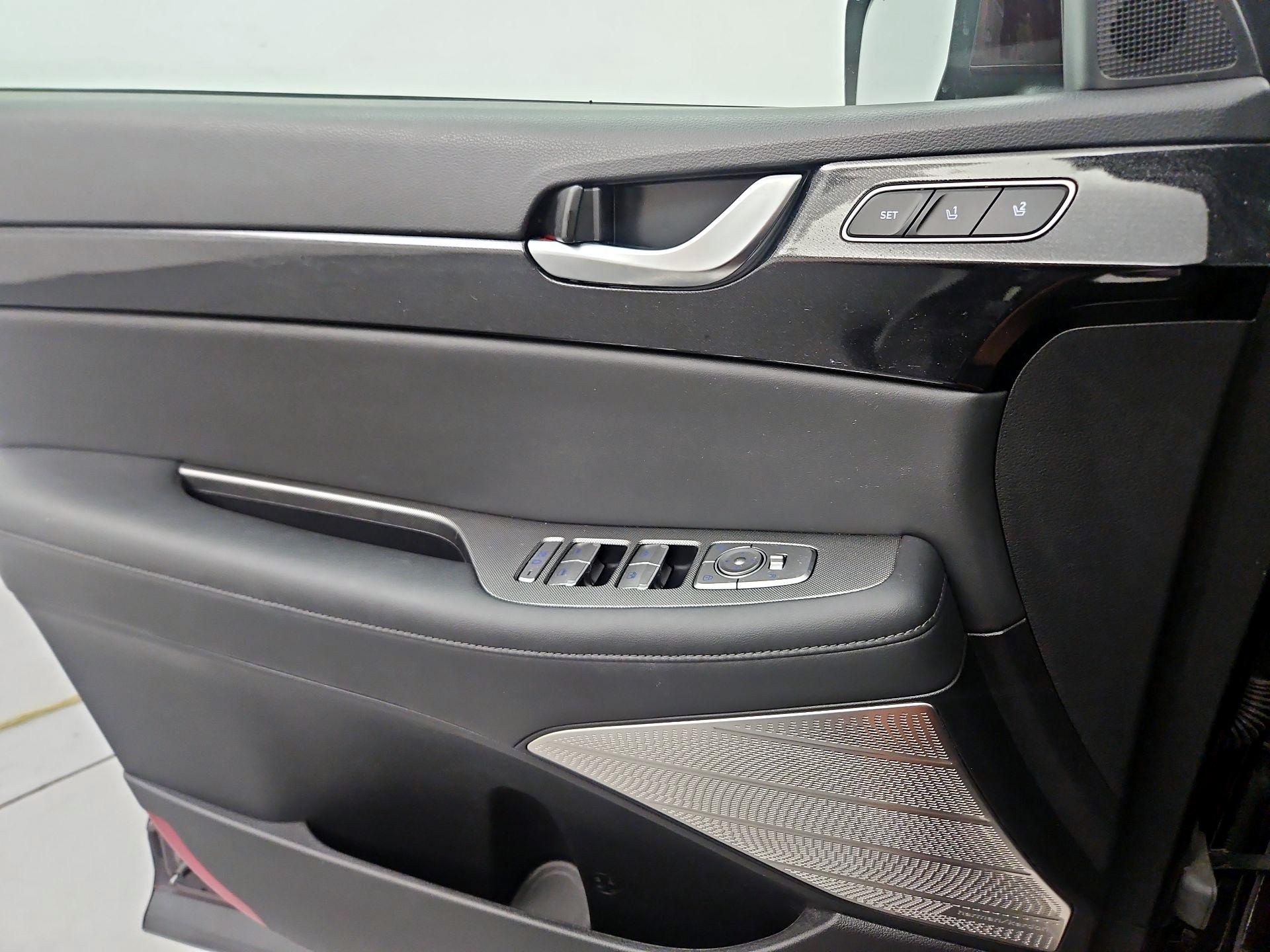 Thumbnail: 2022 Hyundai Palisade - 10