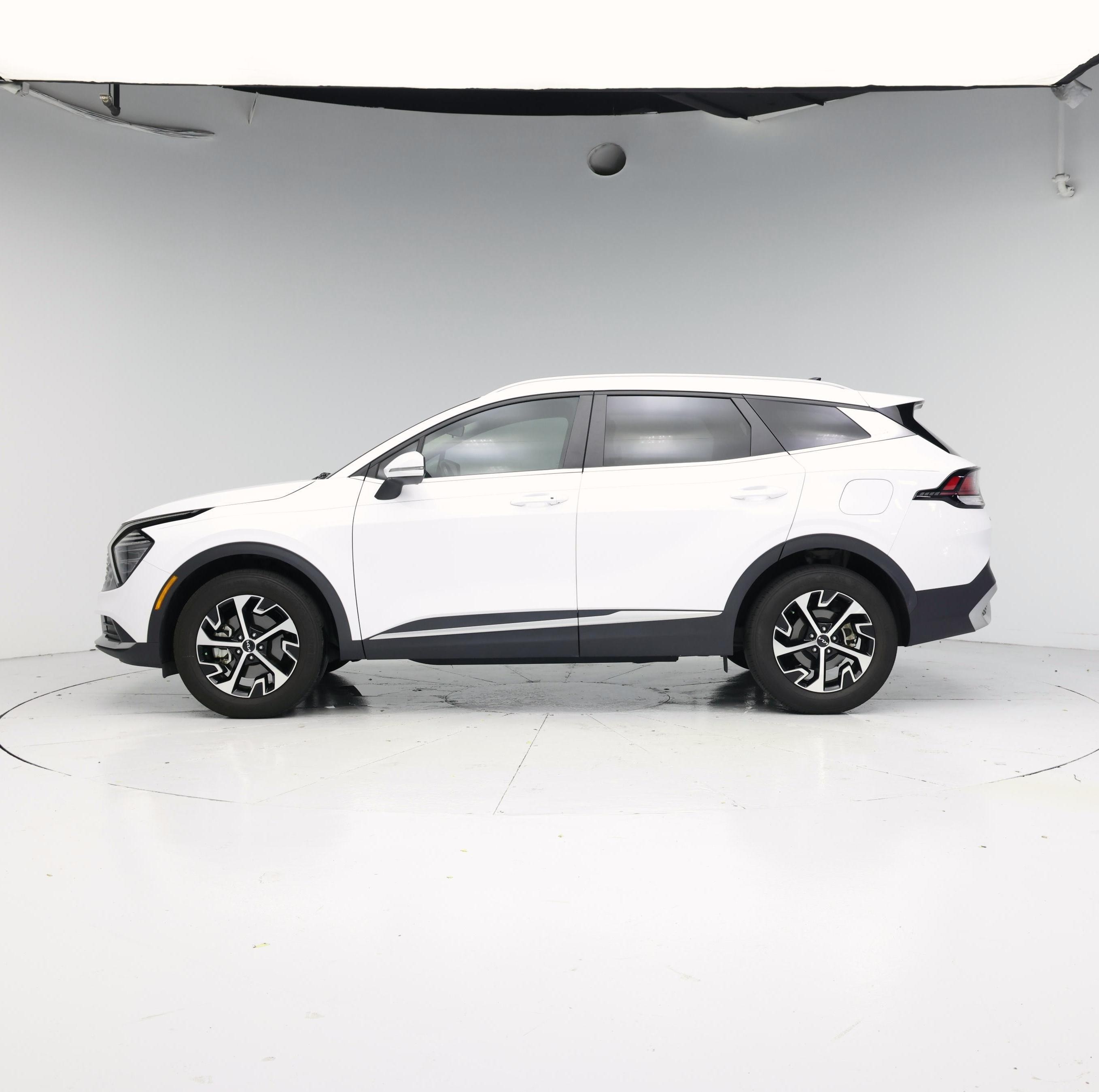Thumbnail: 2024 Kia Sportage - 3