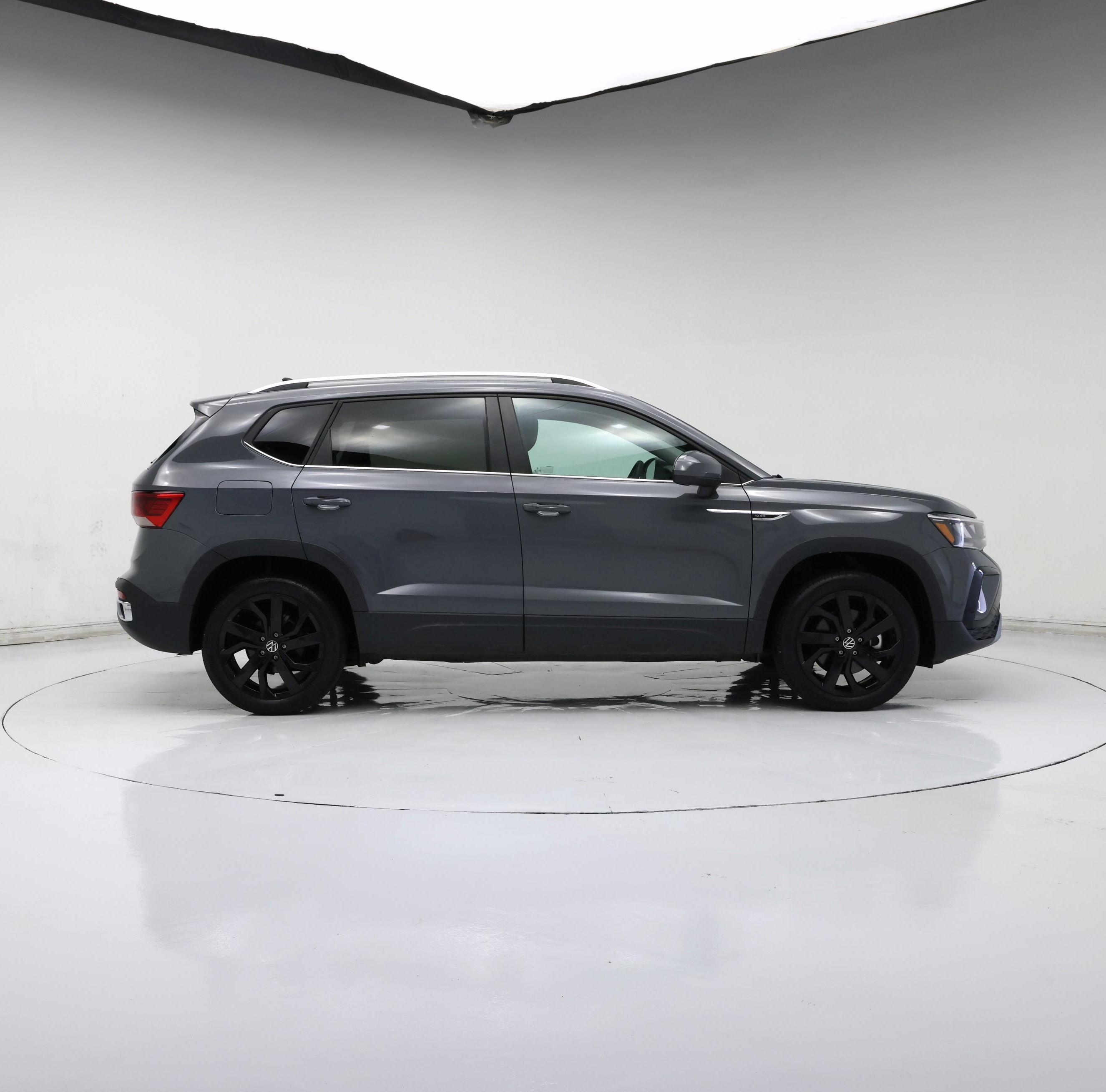 Thumbnail: 2024 Volkswagen Taos - 7