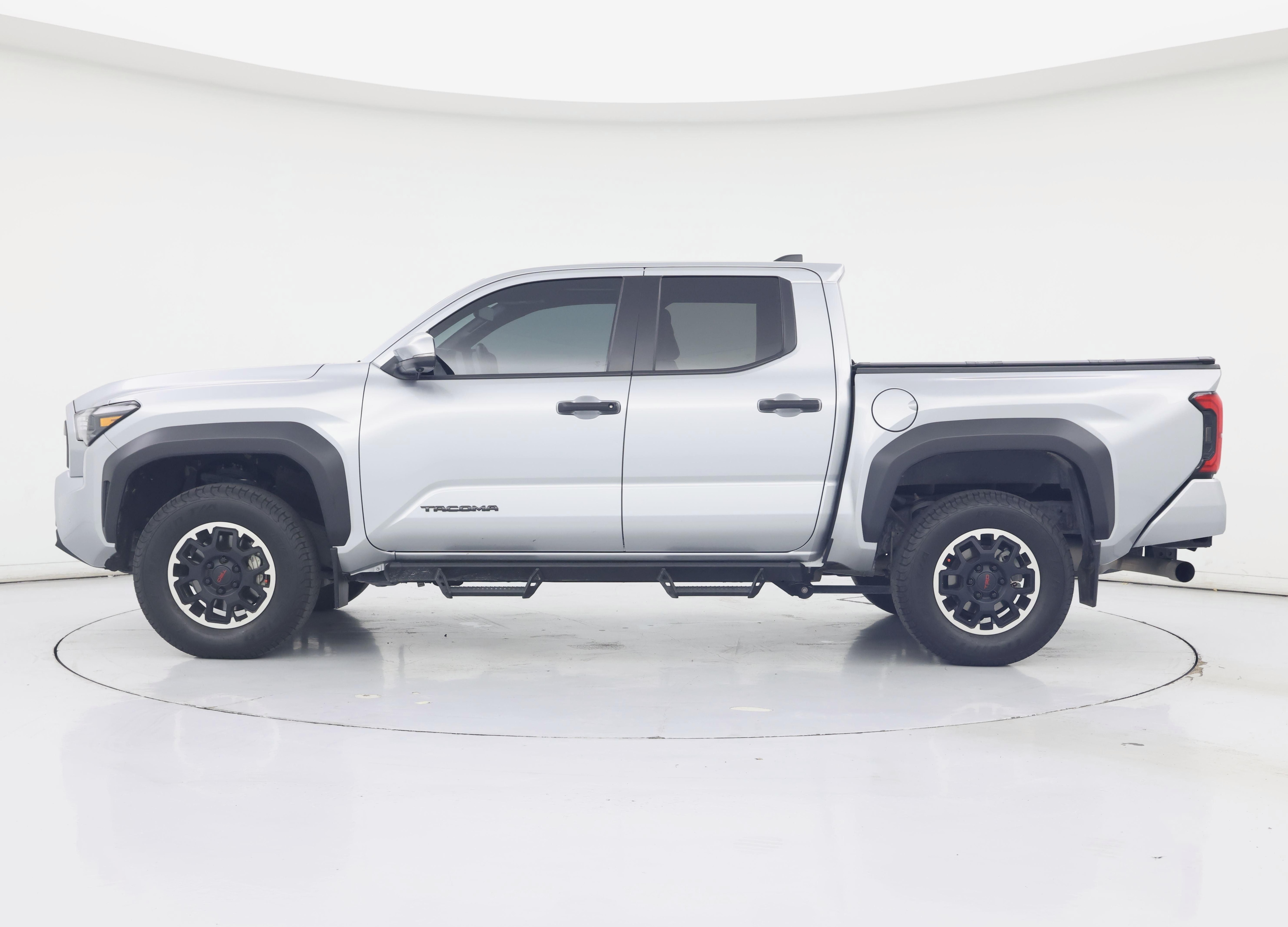 Thumbnail: 2024 Toyota Tacoma - 3