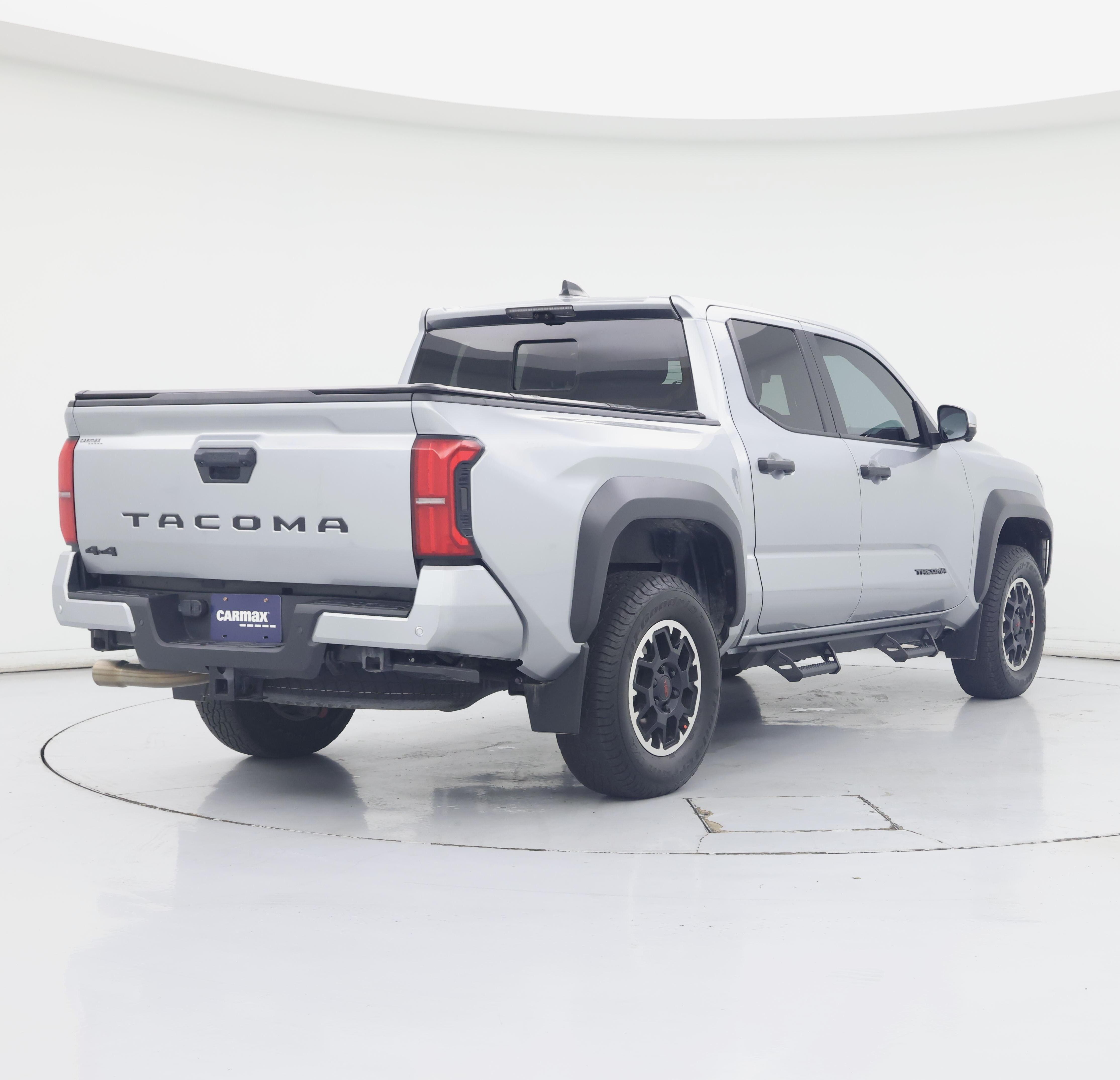 Thumbnail: 2024 Toyota Tacoma - 8