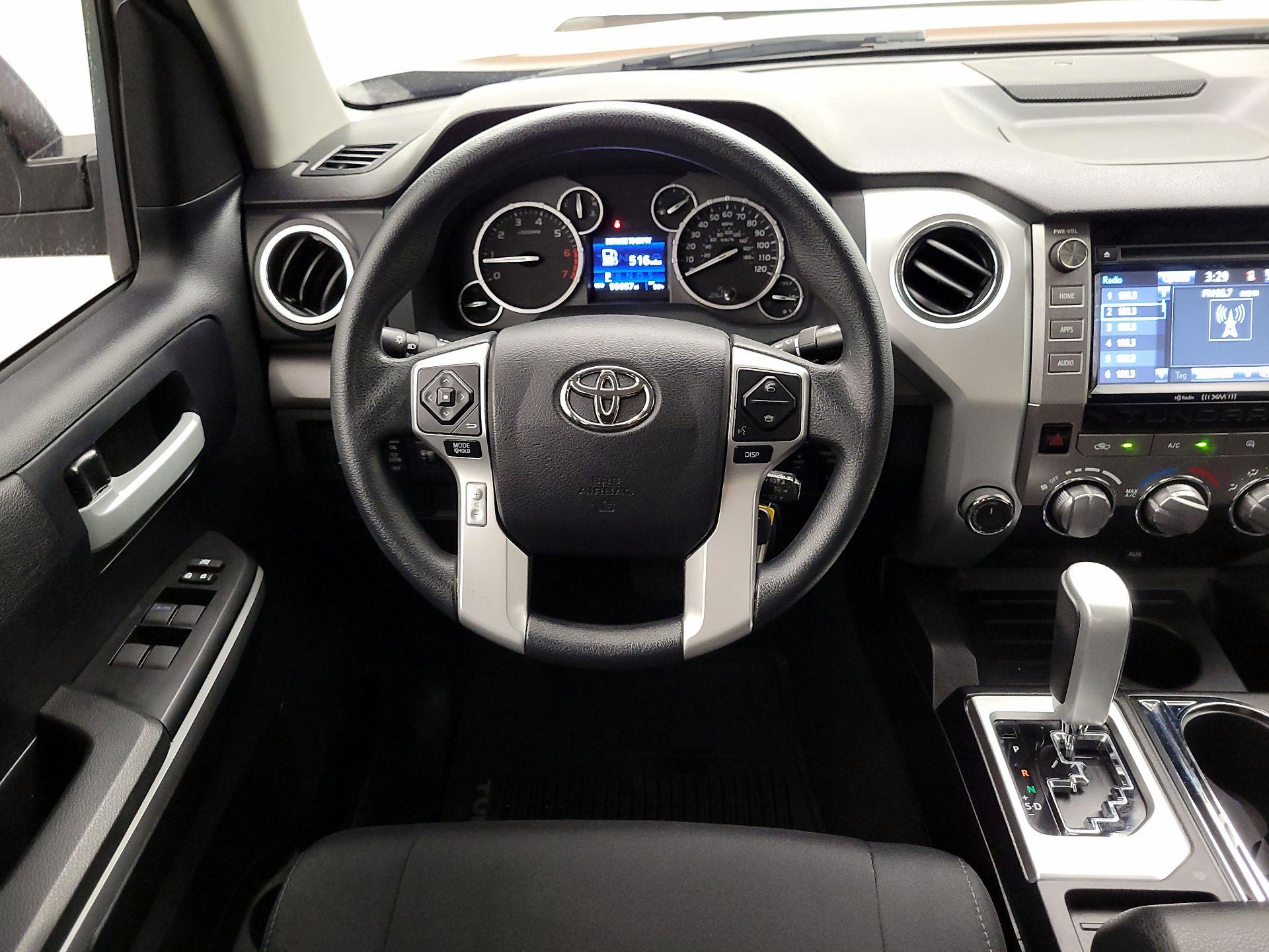Thumbnail: 2016 Toyota Tundra - 10