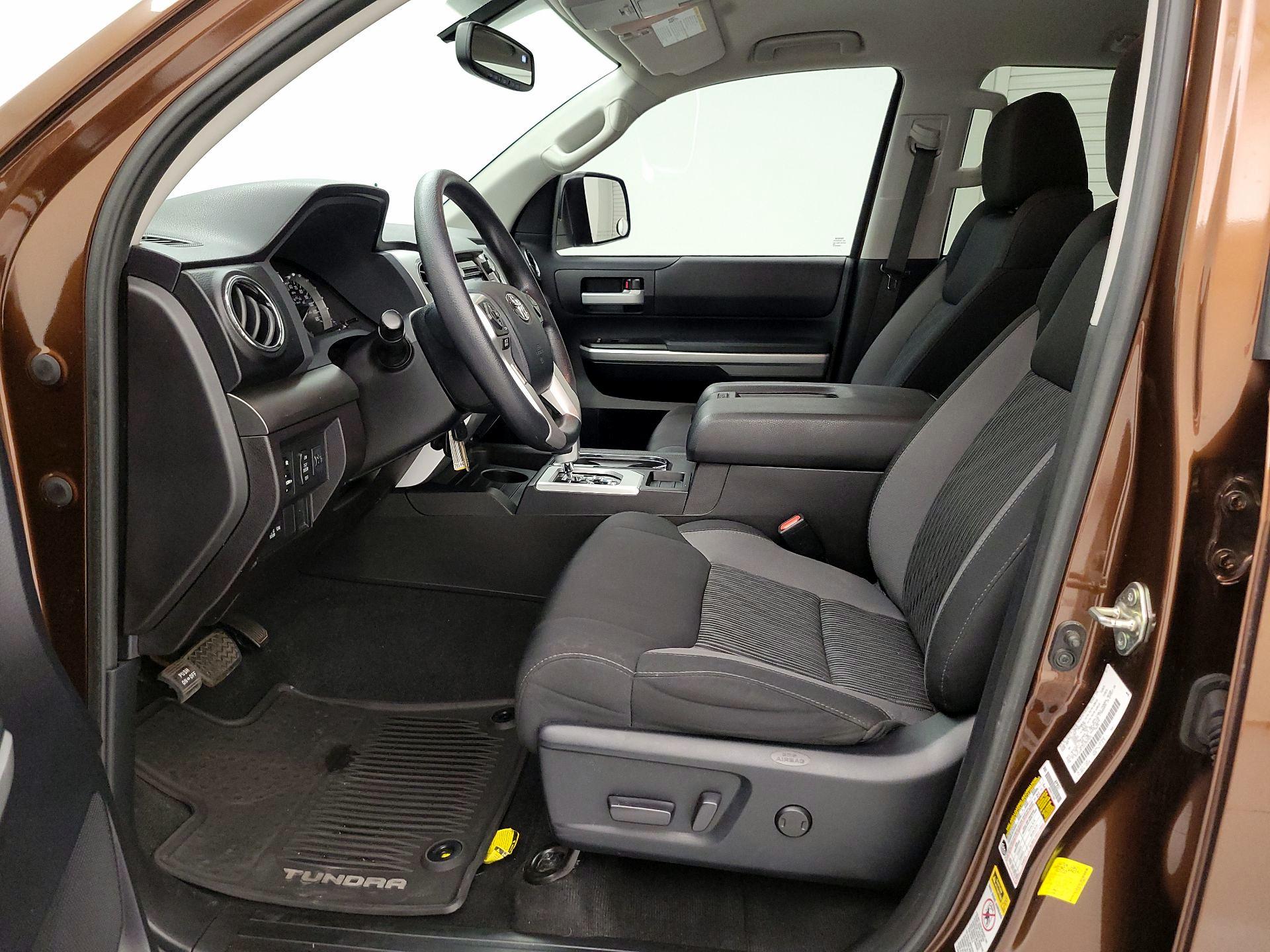 Thumbnail: 2016 Toyota Tundra - 11