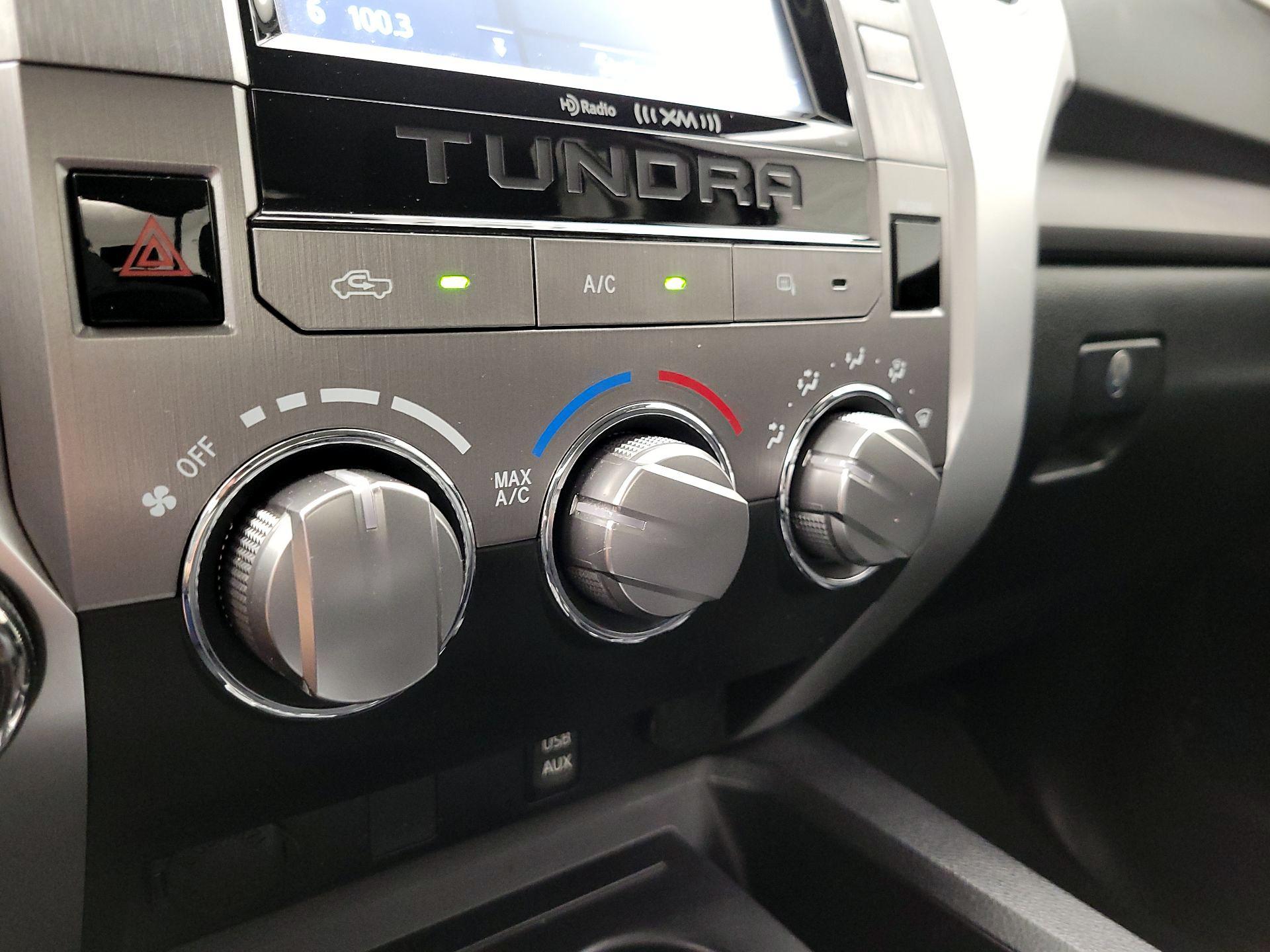 Thumbnail: 2016 Toyota Tundra - 16