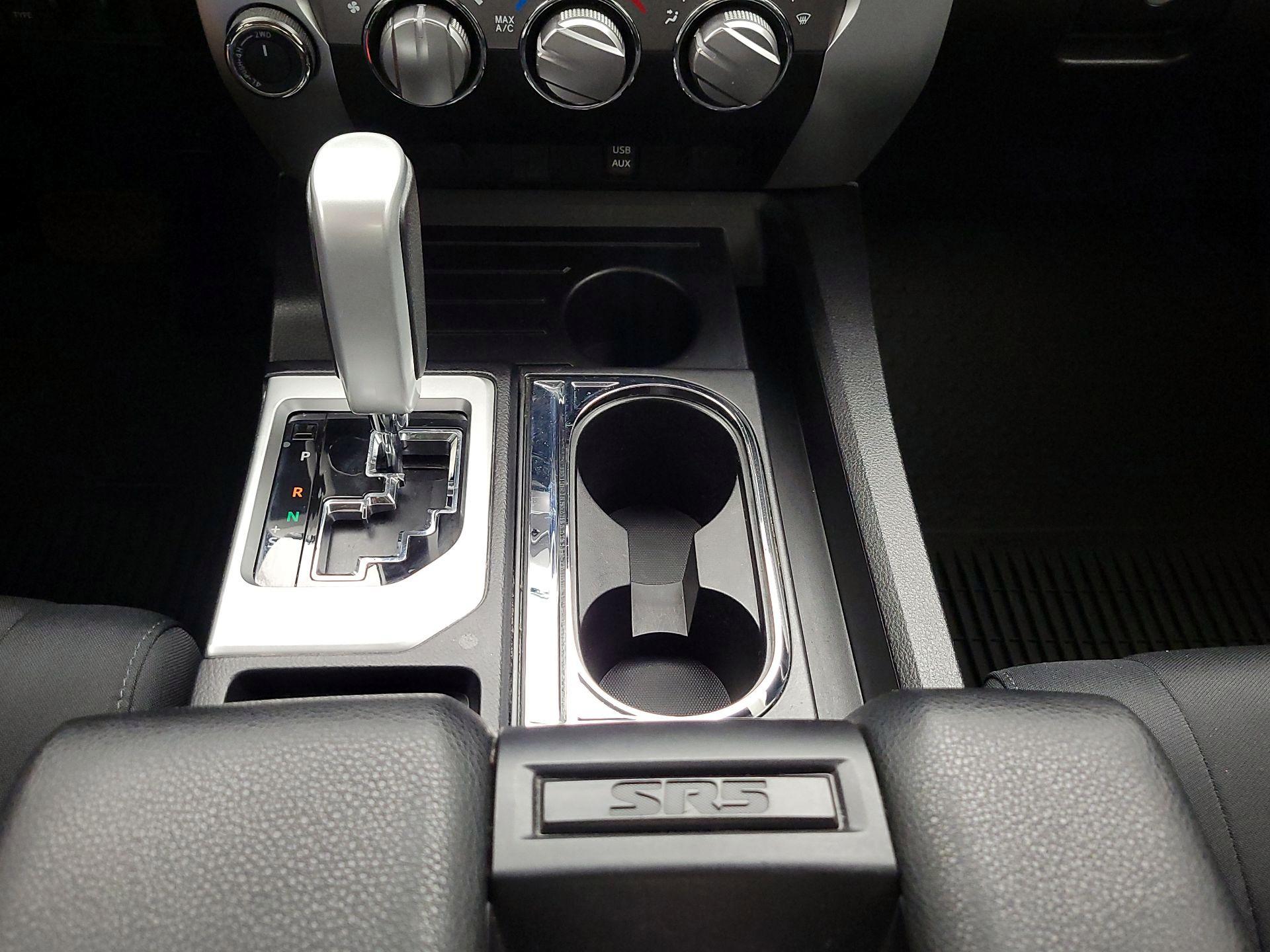 Thumbnail: 2016 Toyota Tundra - 17
