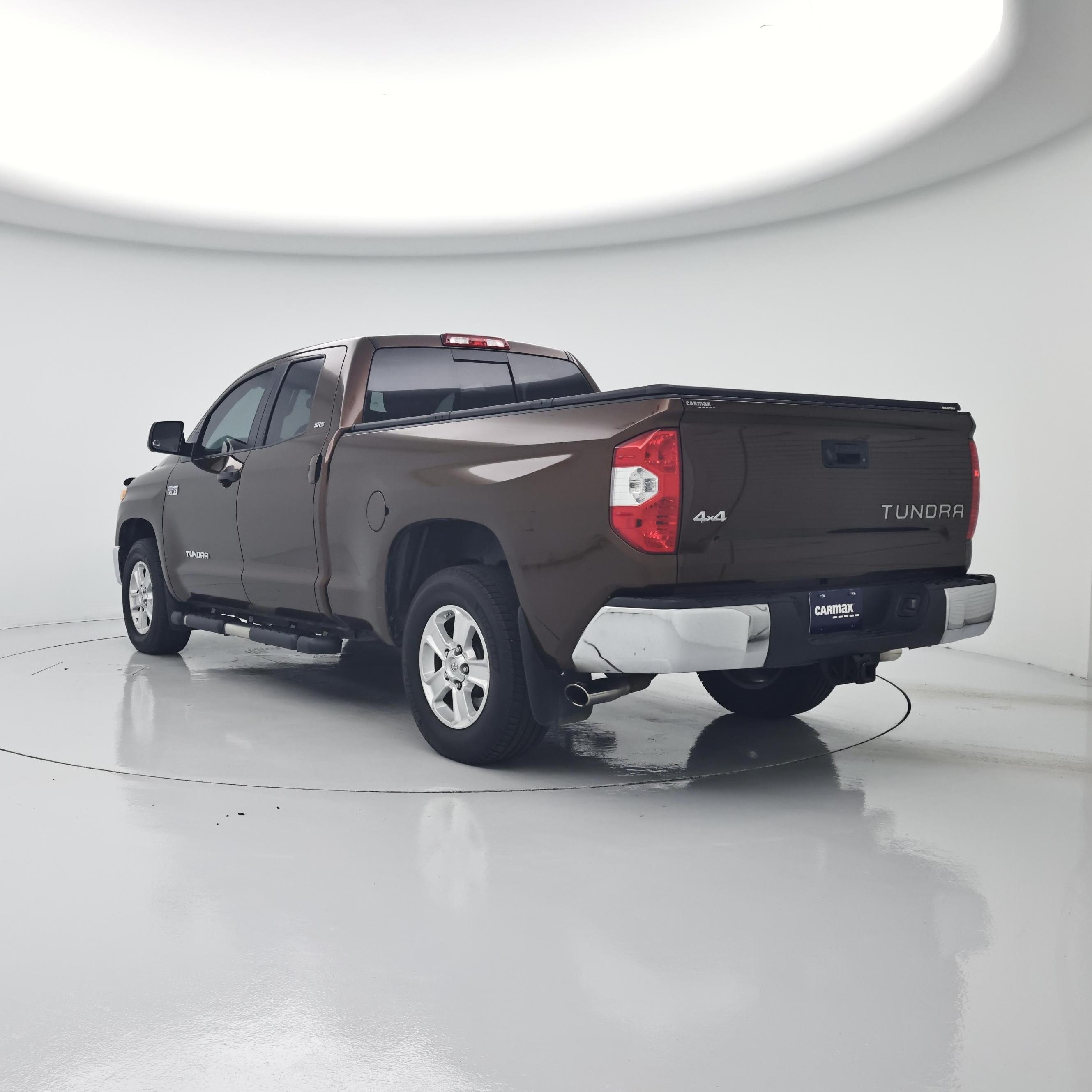 Thumbnail: 2016 Toyota Tundra - 2