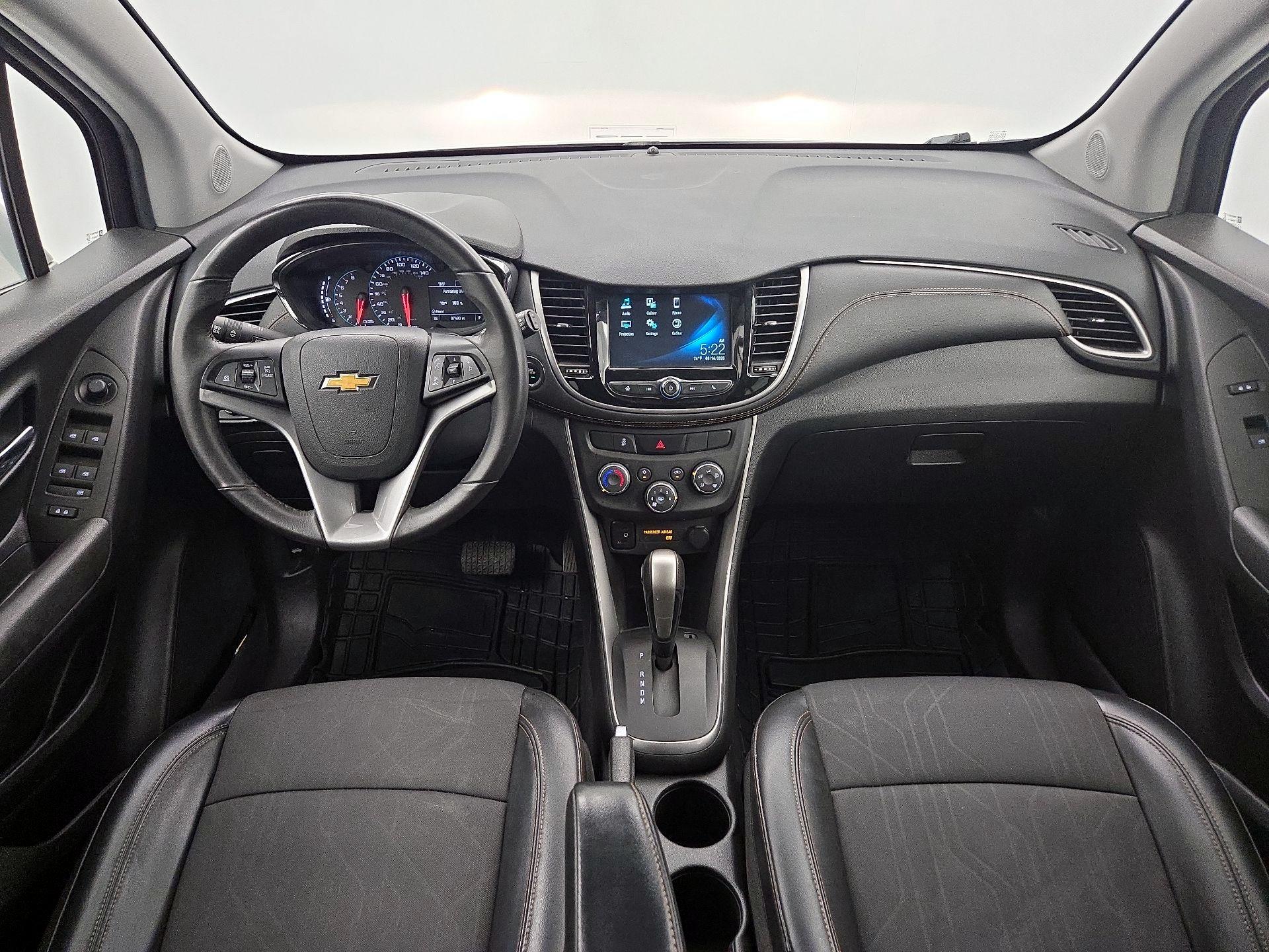 Thumbnail: 2017 Chevrolet Trax - 9