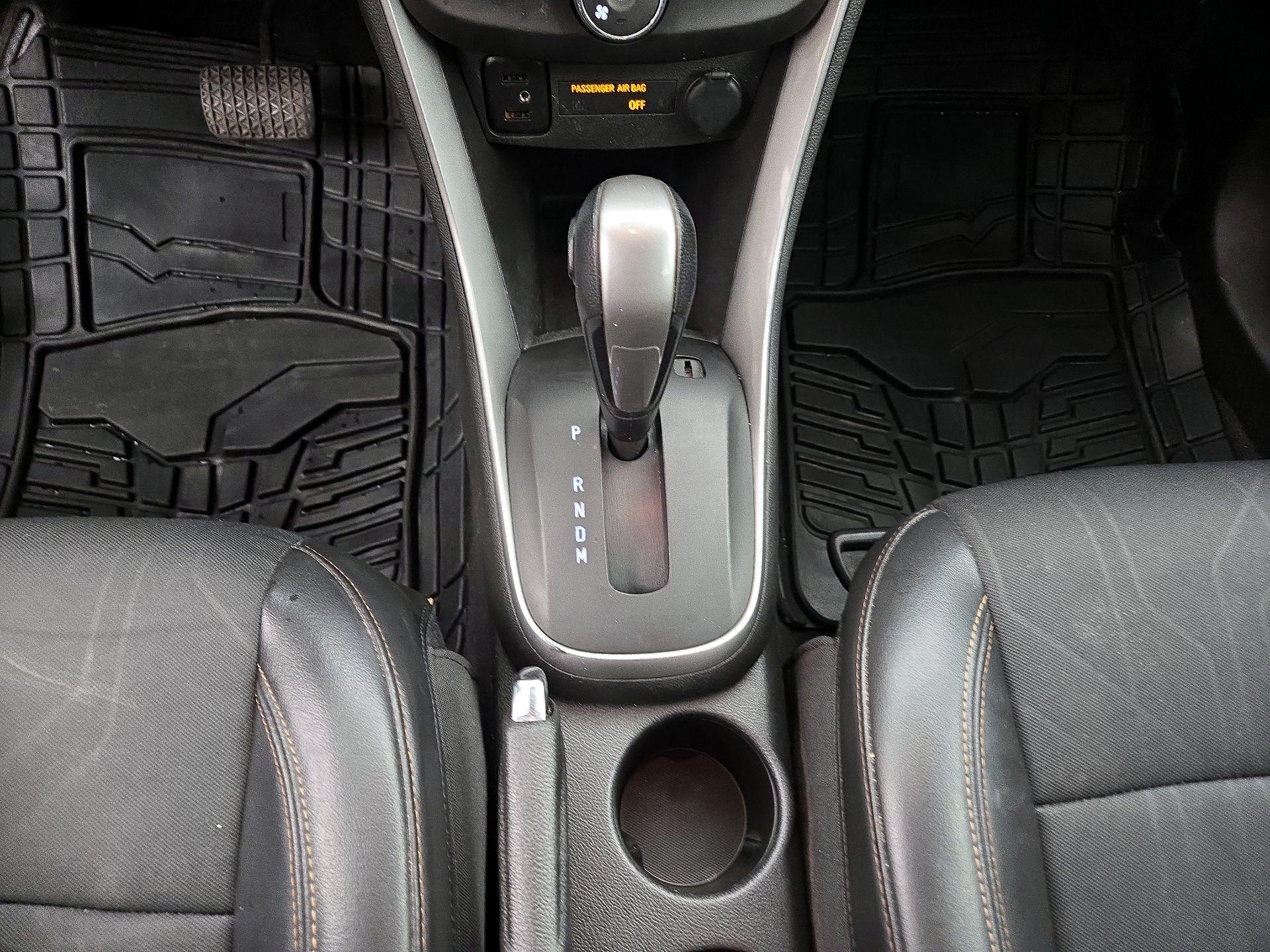 Thumbnail: 2017 Chevrolet Trax - 17