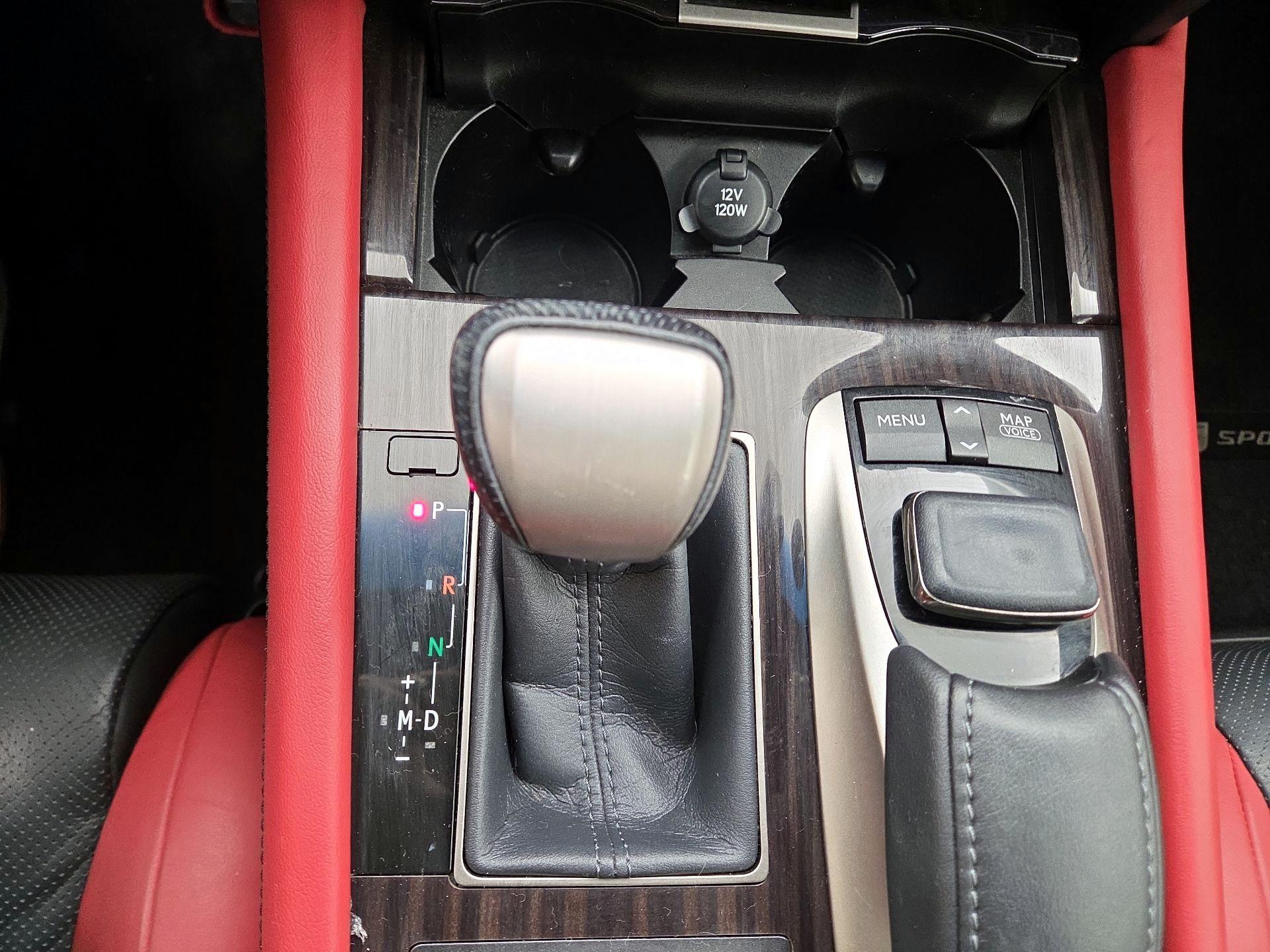 Thumbnail: 2015 Lexus LS - 17