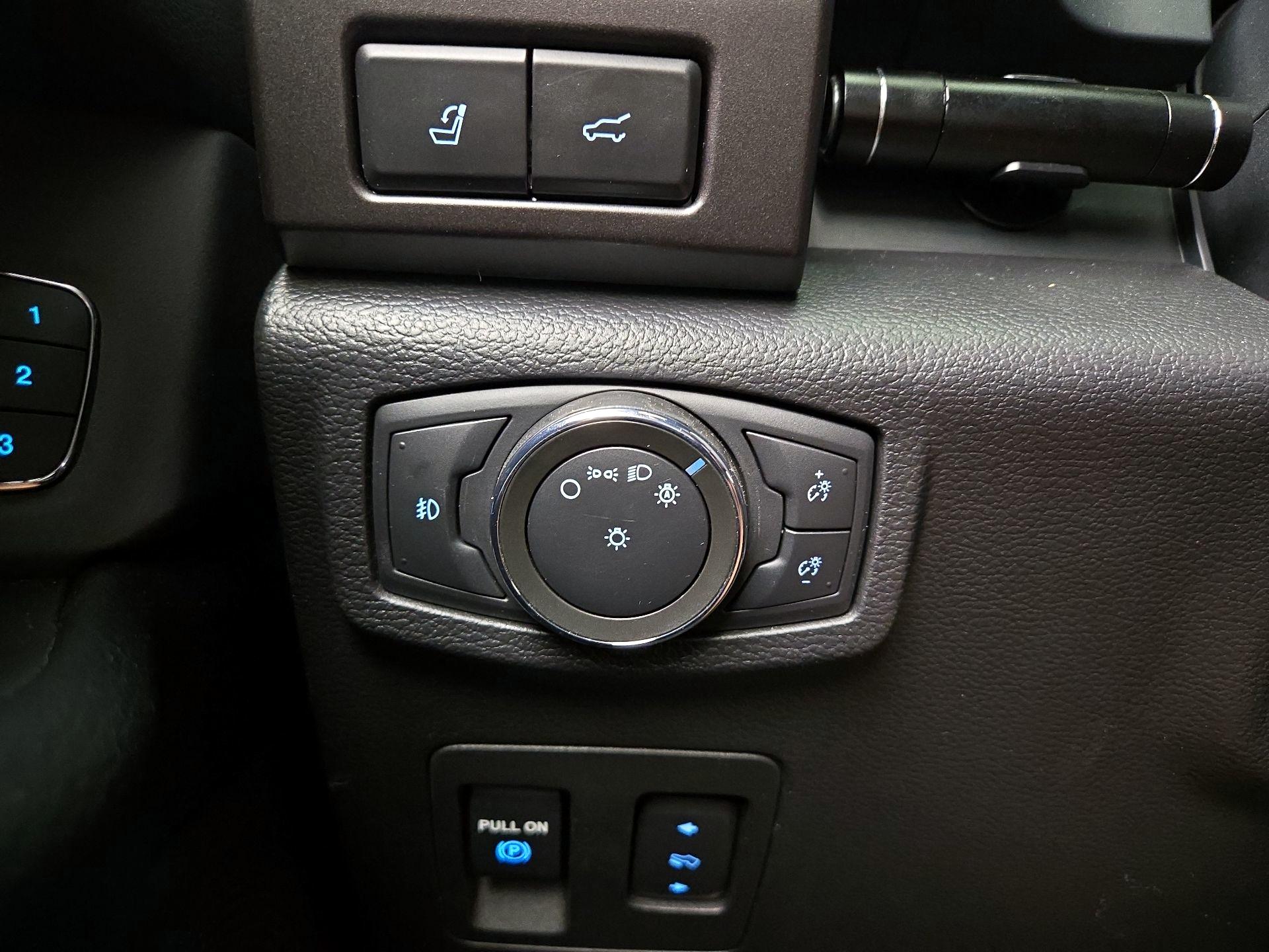 Thumbnail: 2021 Ford Expedition - 13